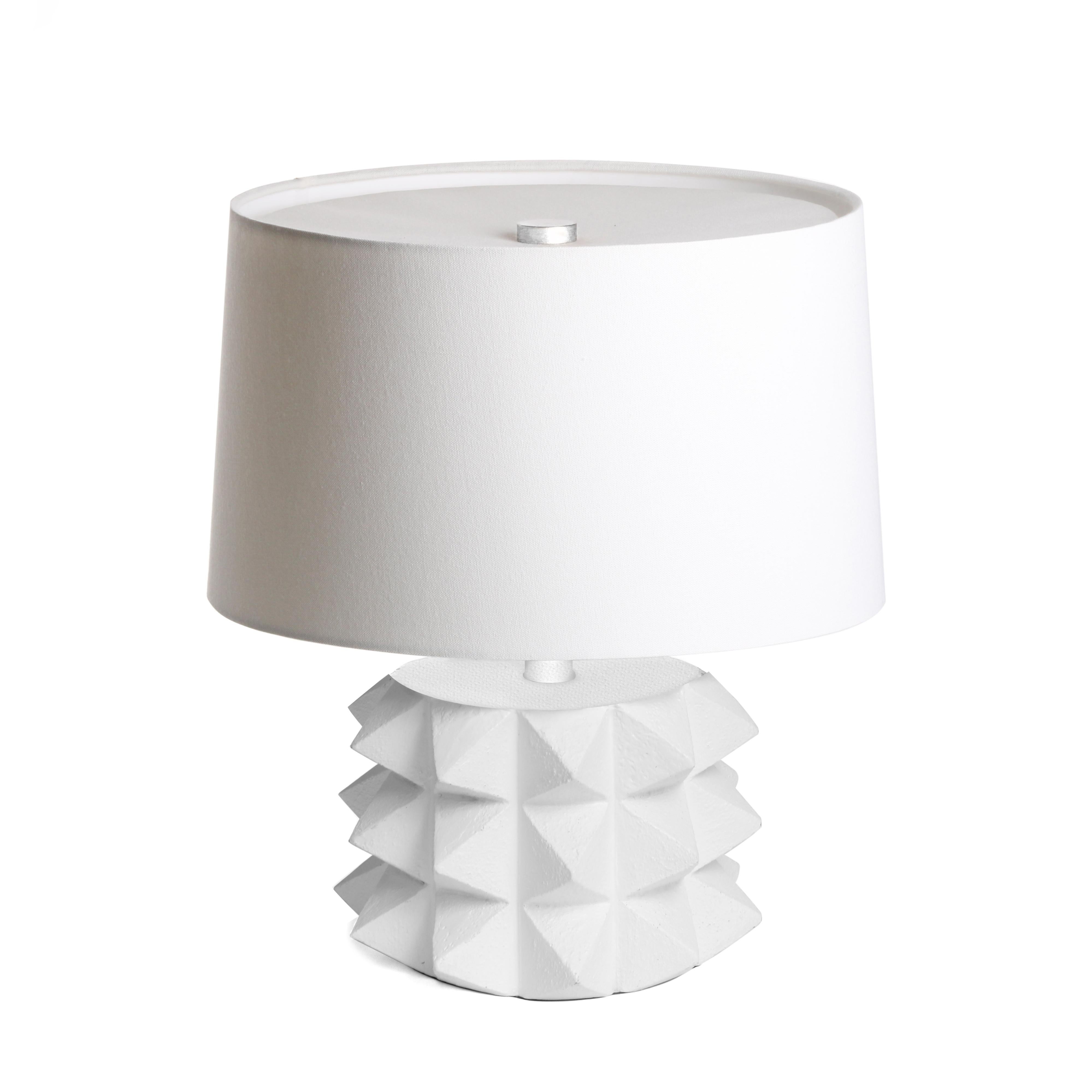 Lámpara de mesa Toria de escayola blanca de Brian Chaaban Moderno en venta