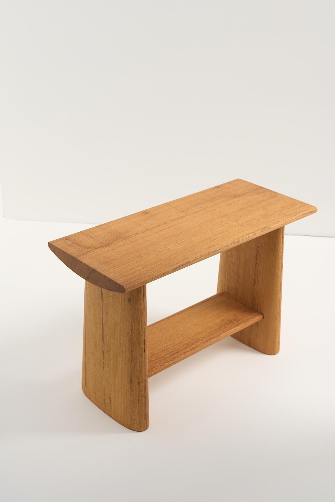 Collection Torii, tabouret rectangulaire en bois en vente 3