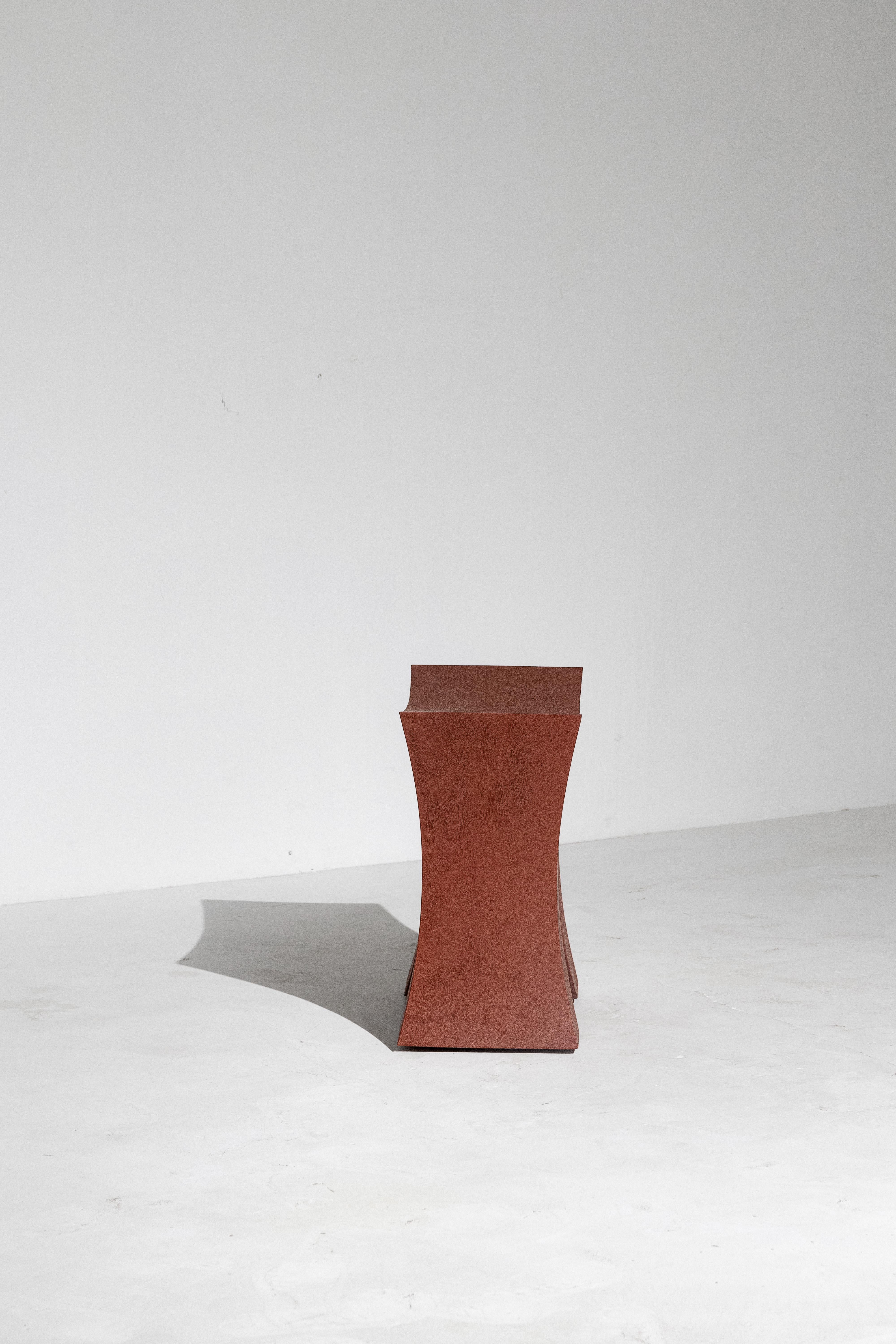The introduction of Torii, a minimalist collection infused with the Japanese spirit and
culture. The collection draws influence from the traditional Japanese gate which is typically
found in Shinto shrines or the house of a family with a newborn