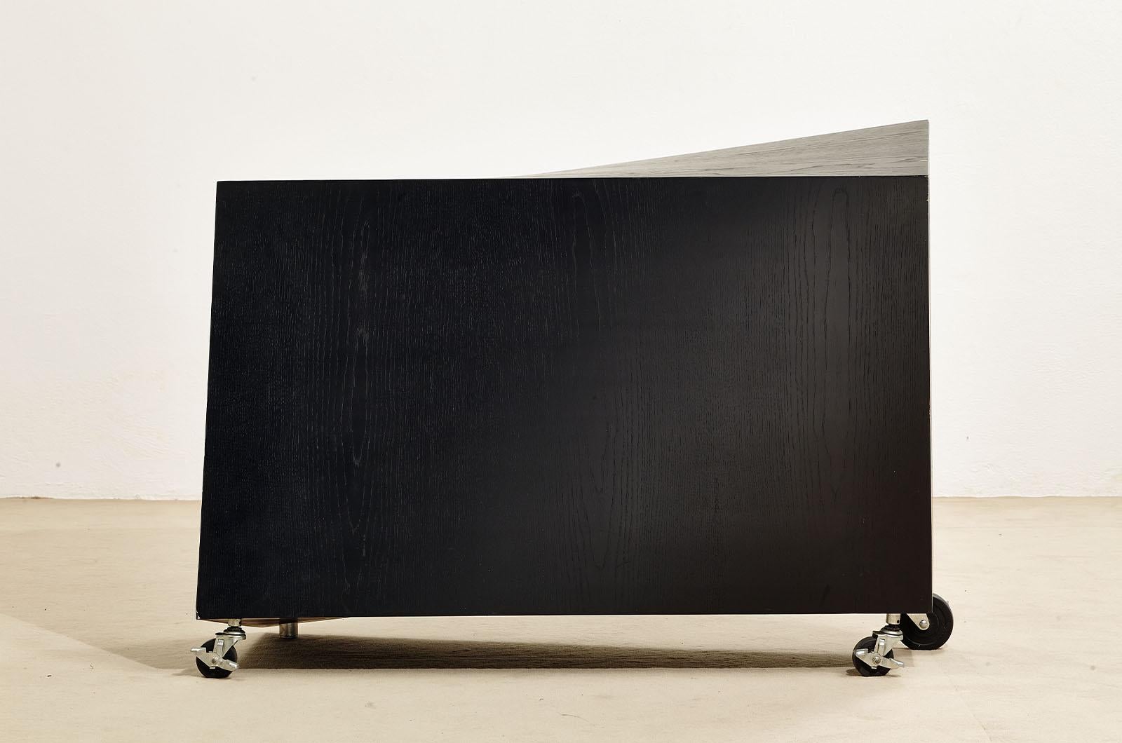 Armoire Toro par Paolo Pallucco et Mireille Rivier pour Studio Pallucco Bon état à Ravenna, IT