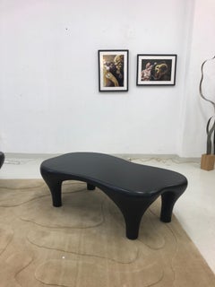 Table basse de Jacques Jarrige en laque mate