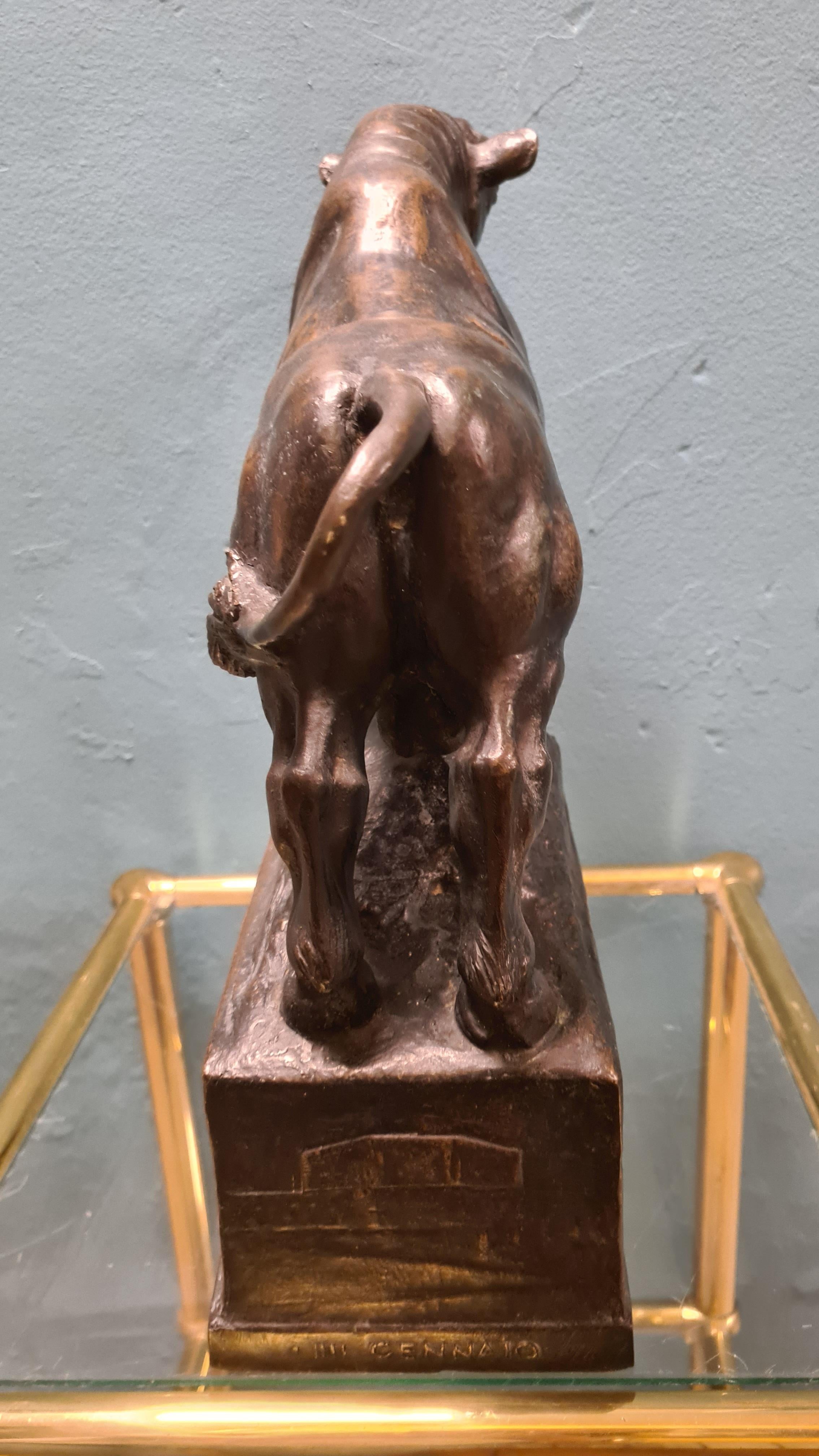 Toro in bronzo dello scultore Emilio Musso in vendita 1