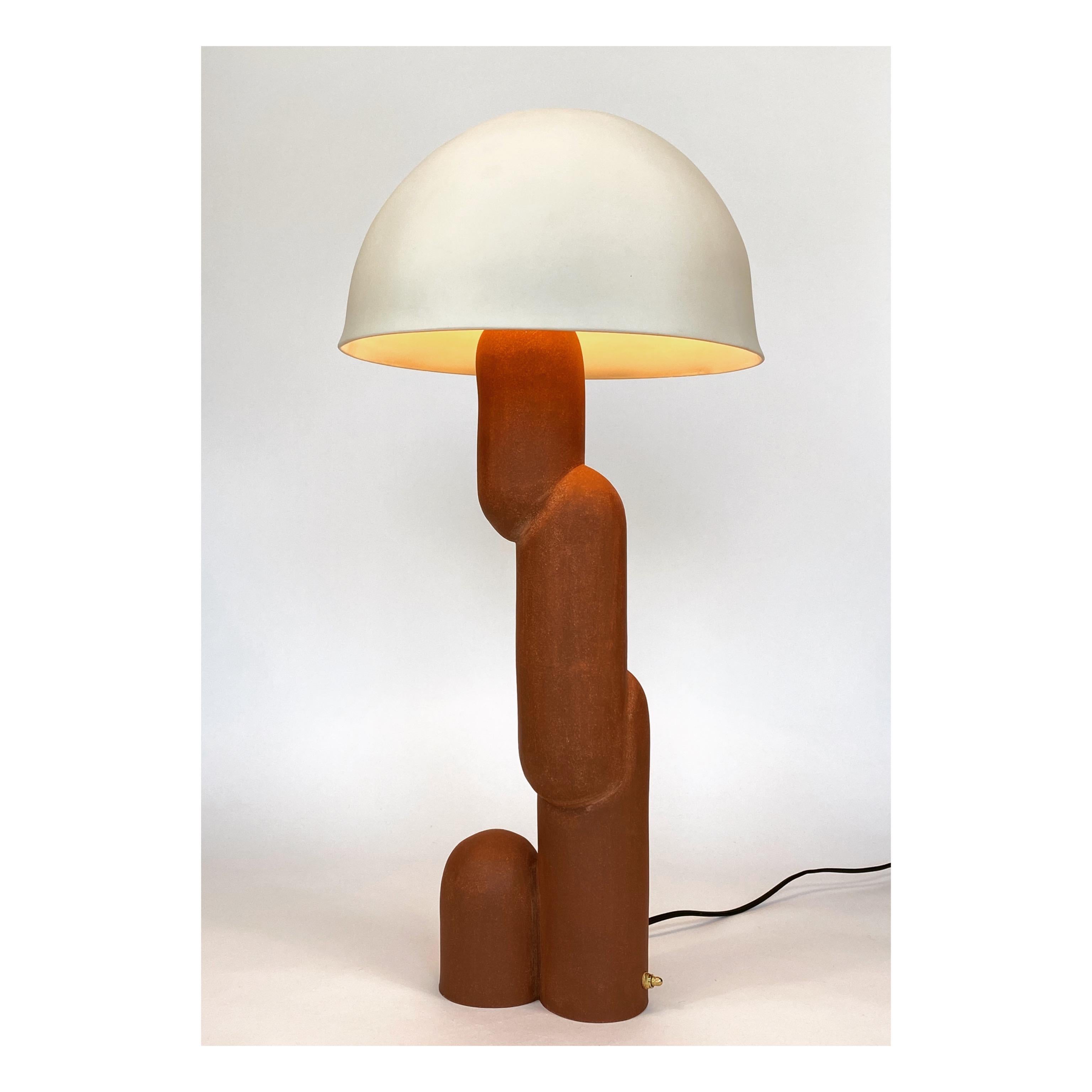 Torpedo 4.0 lamp by Sunshine Thacker
Dimensions: D 36.8 x H 76.2 cm
Materials: Stoneware, porcelain
Also available: Available in a white stoneware with custom glazes or in a red or basalt raw clay body. Variable height as specified.
Photographed