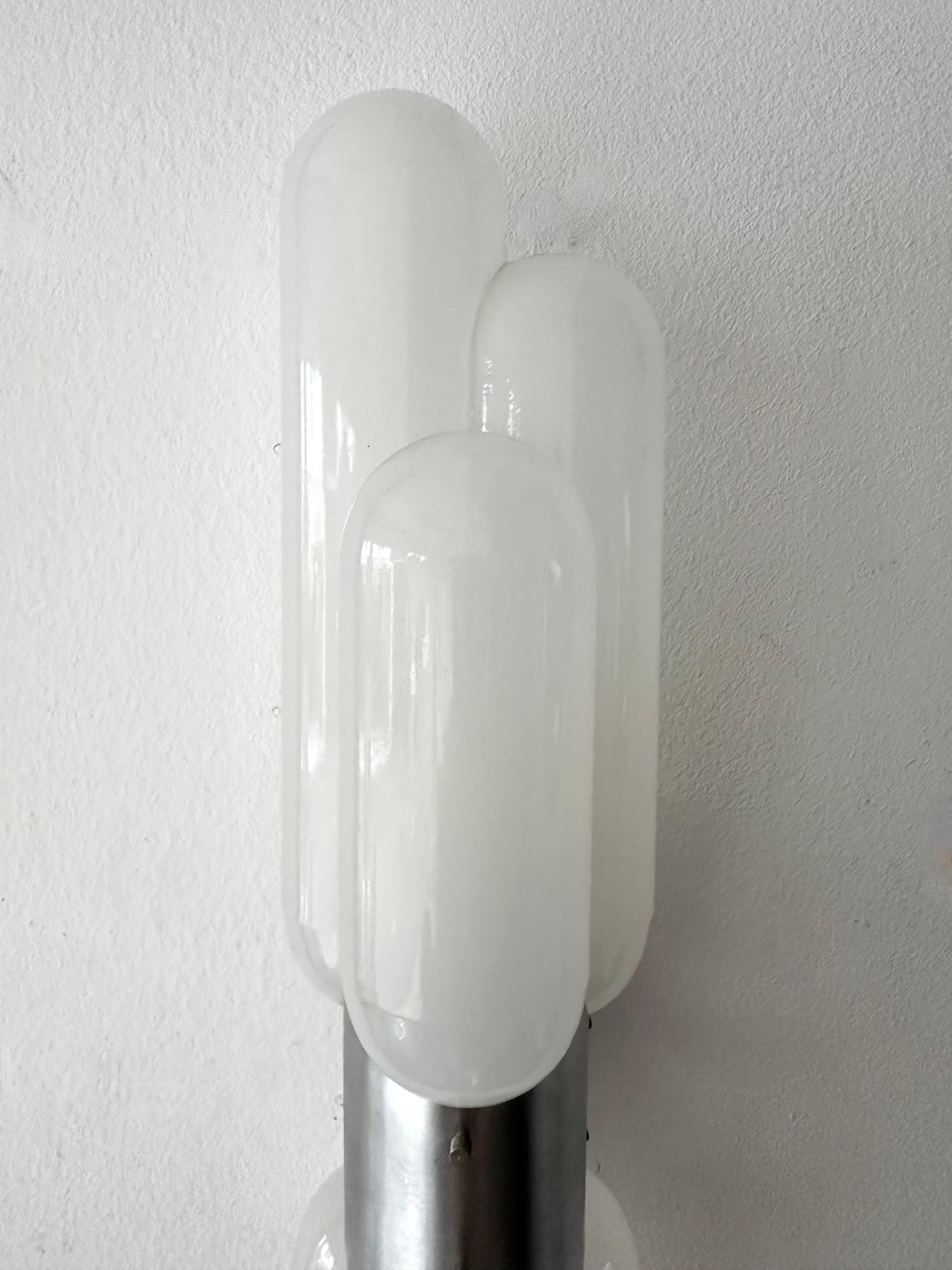 Italian Torpedo Murano Glass Sconce by Carlo Nason for Mazzega, Italy, 1970s For Sale