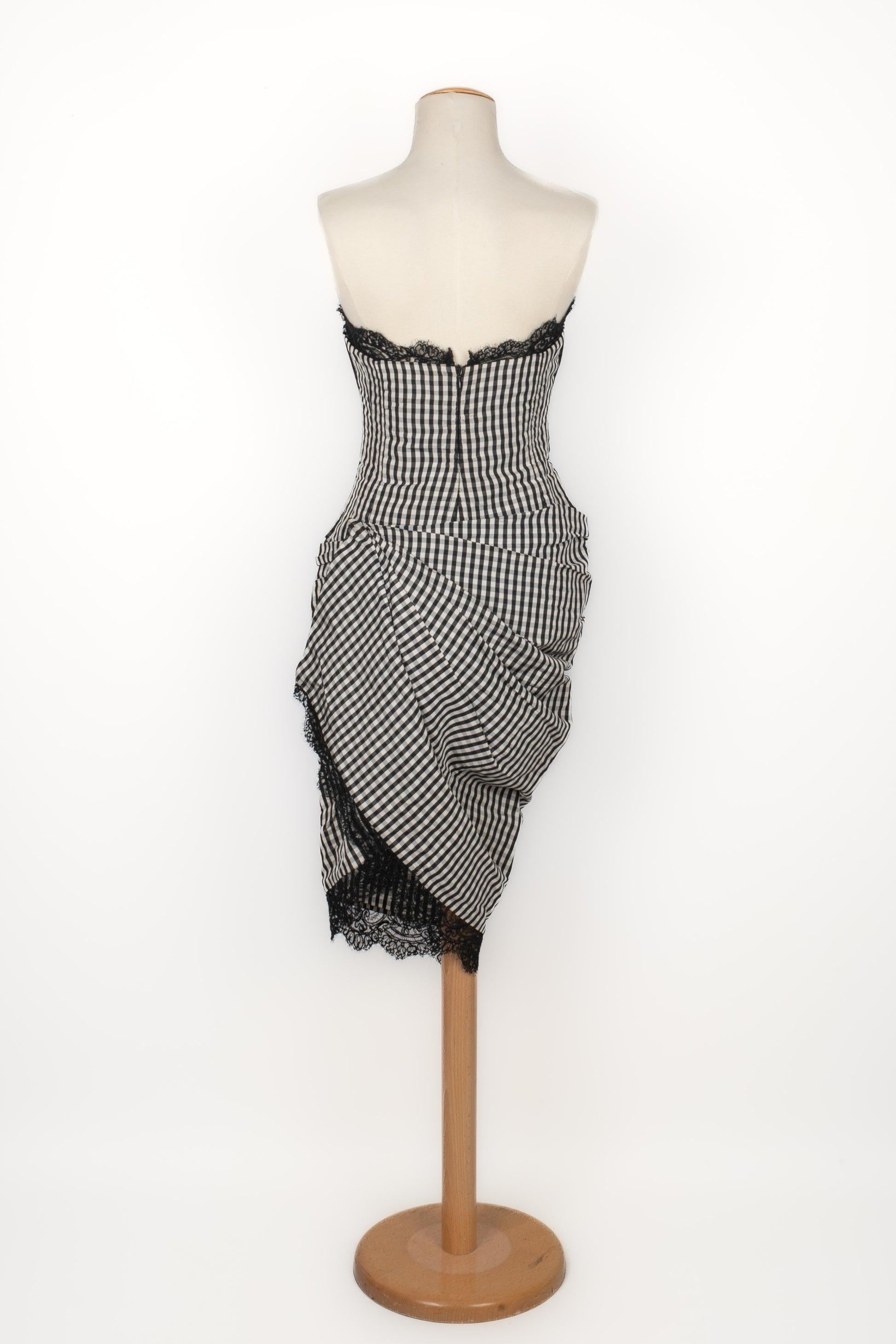 Torrente Vestido corpiño de guinga blanco y negro Alta Costura, 1996 Gris