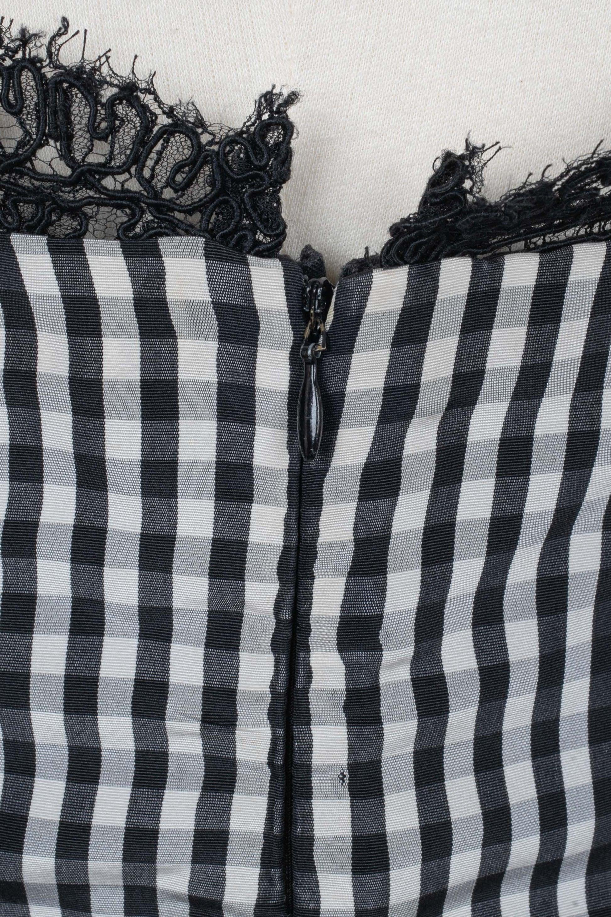 Torrente Vestido corpiño de guinga blanco y negro Alta Costura, 1996 3