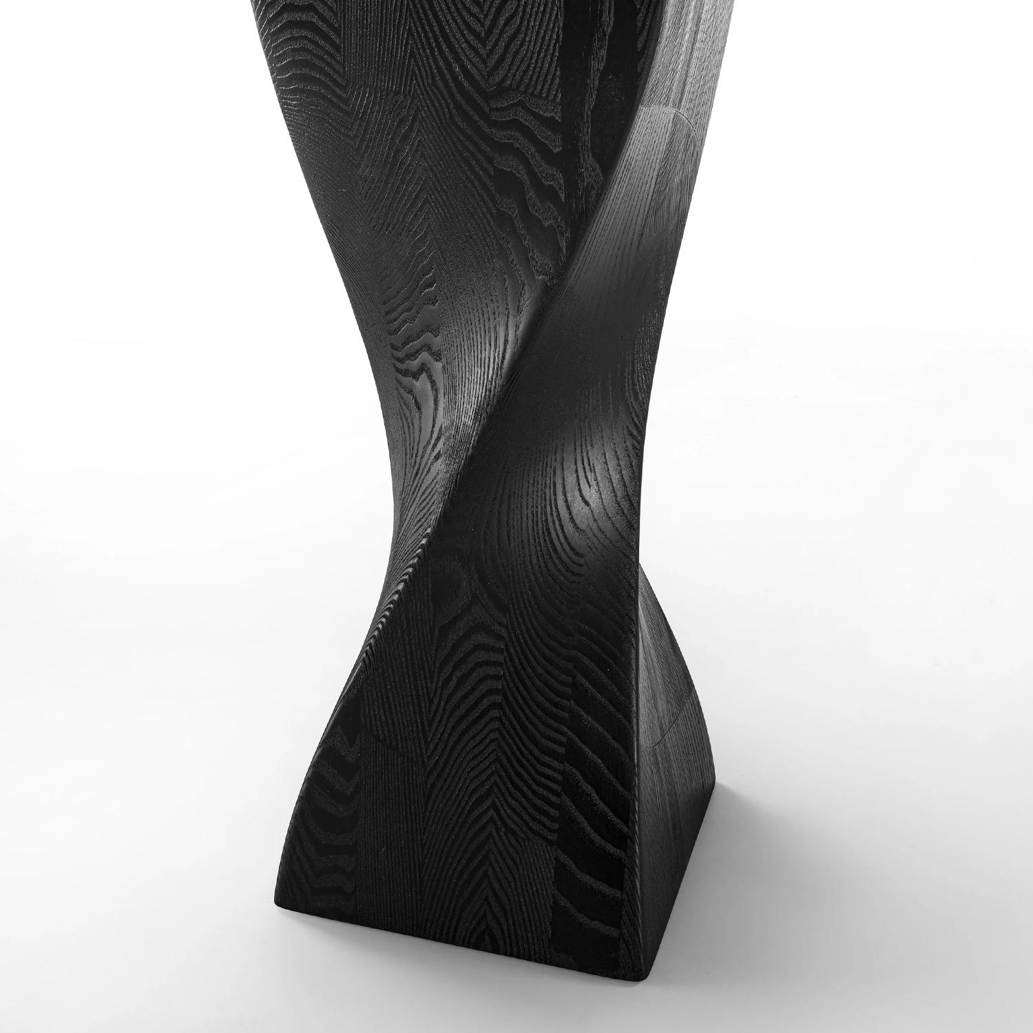 XXIe siècle et contemporain Table à manger en noyer Torsade en vente