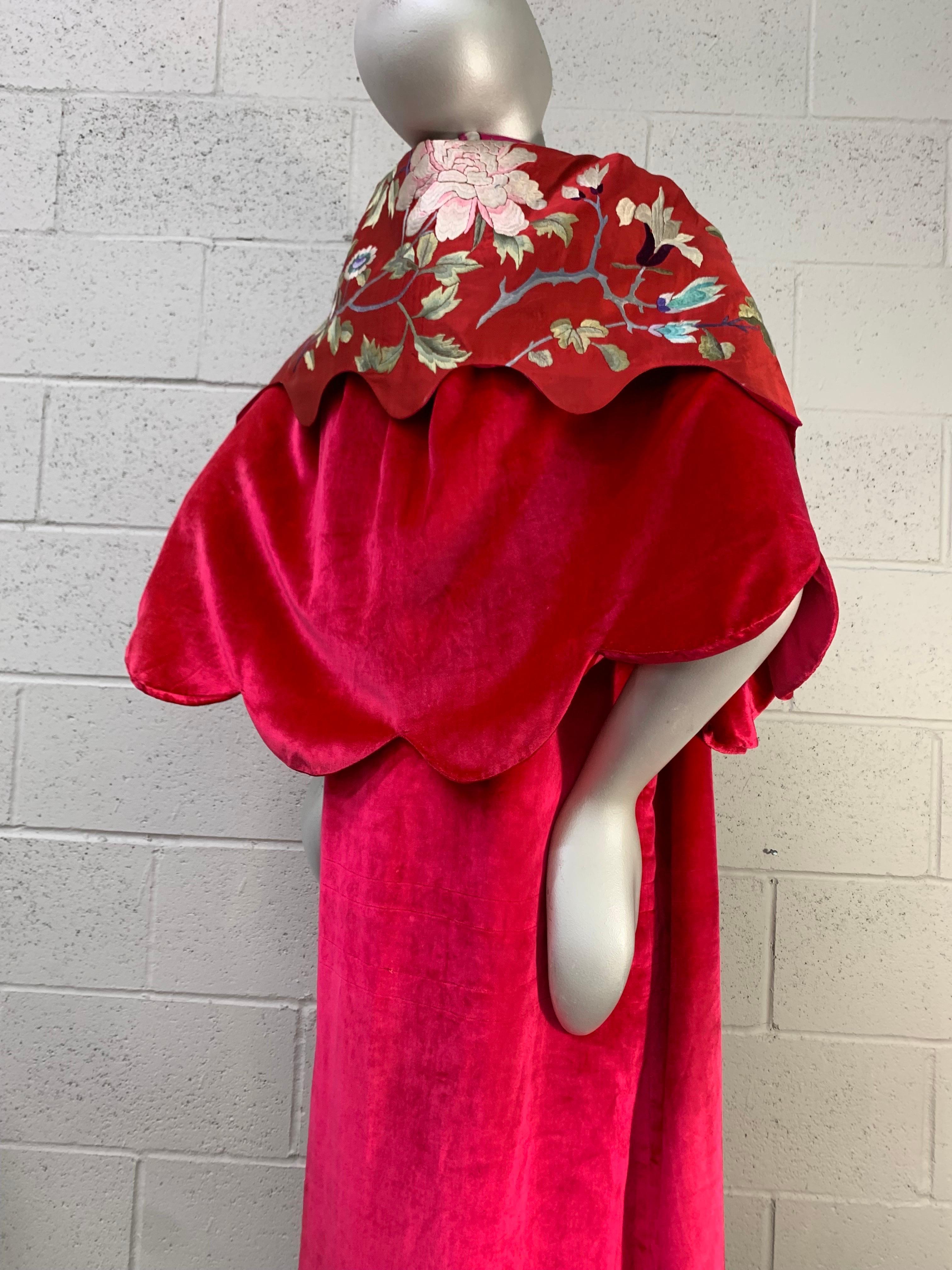 Torso Creations 1920s Shocking Pink Silk Panne Velvet Cape w Embroidered Collar For Sale 3