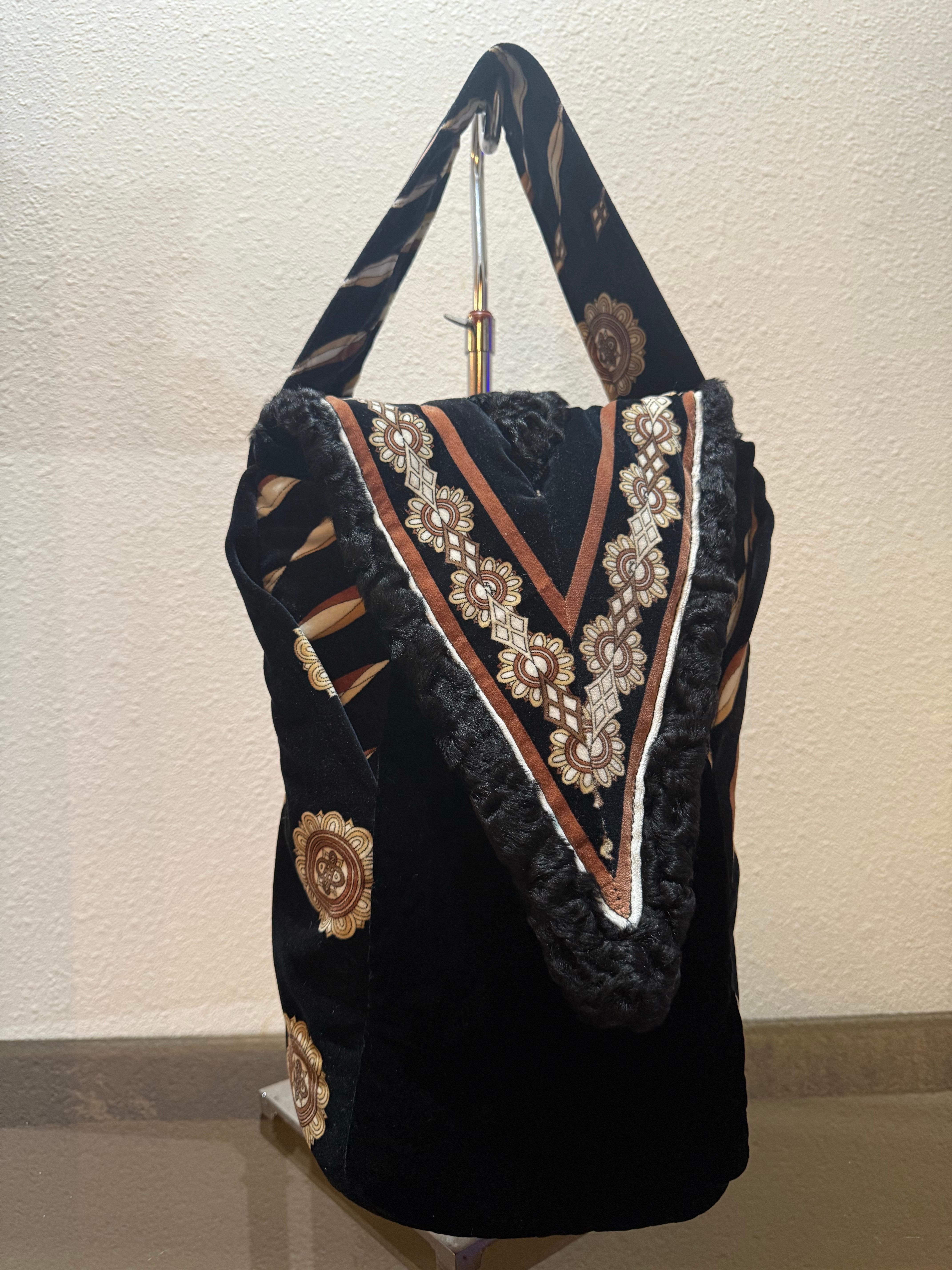 Torso Creations 1950s Black Velvet Swingcoat w Emilio Pucci Print Velvet Collar For Sale 11