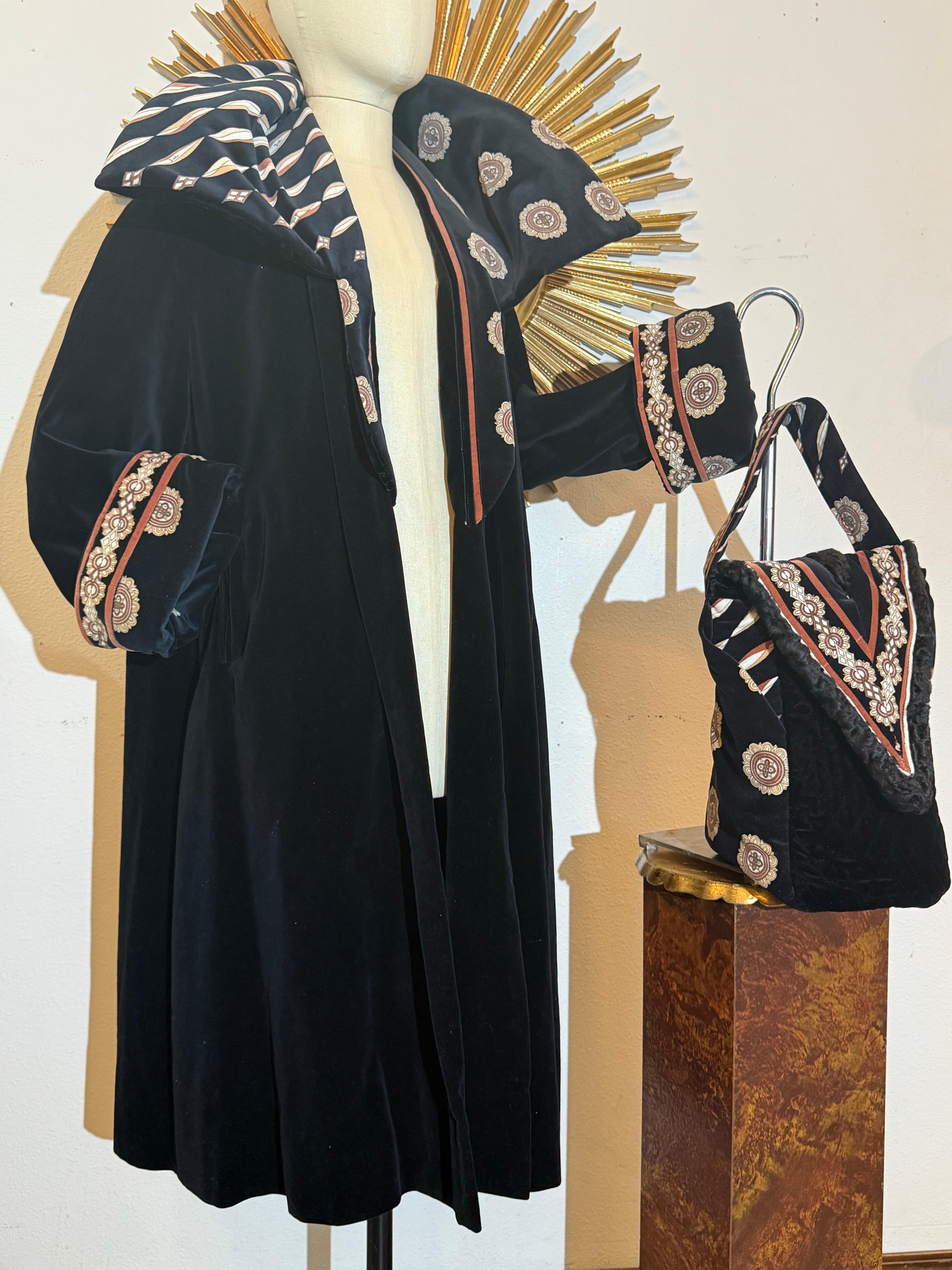 Torso Creations 1950s Black Velvet Swingcoat w Emilio Pucci Print Velvet Collar In Excellent Condition For Sale In Gresham, OR