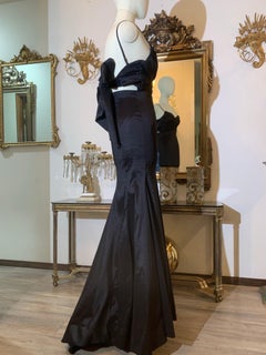 Torso Creations Vestido negro de satén elástico mate sin tirantes y cola de pez con lazo en la espalda