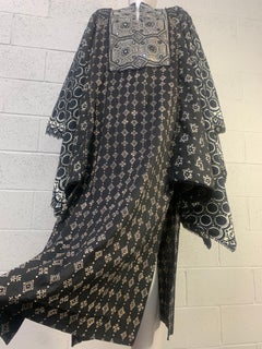 Torso Creations Black & White Block-Printed Caftan w Extravagant Draped Sleeves