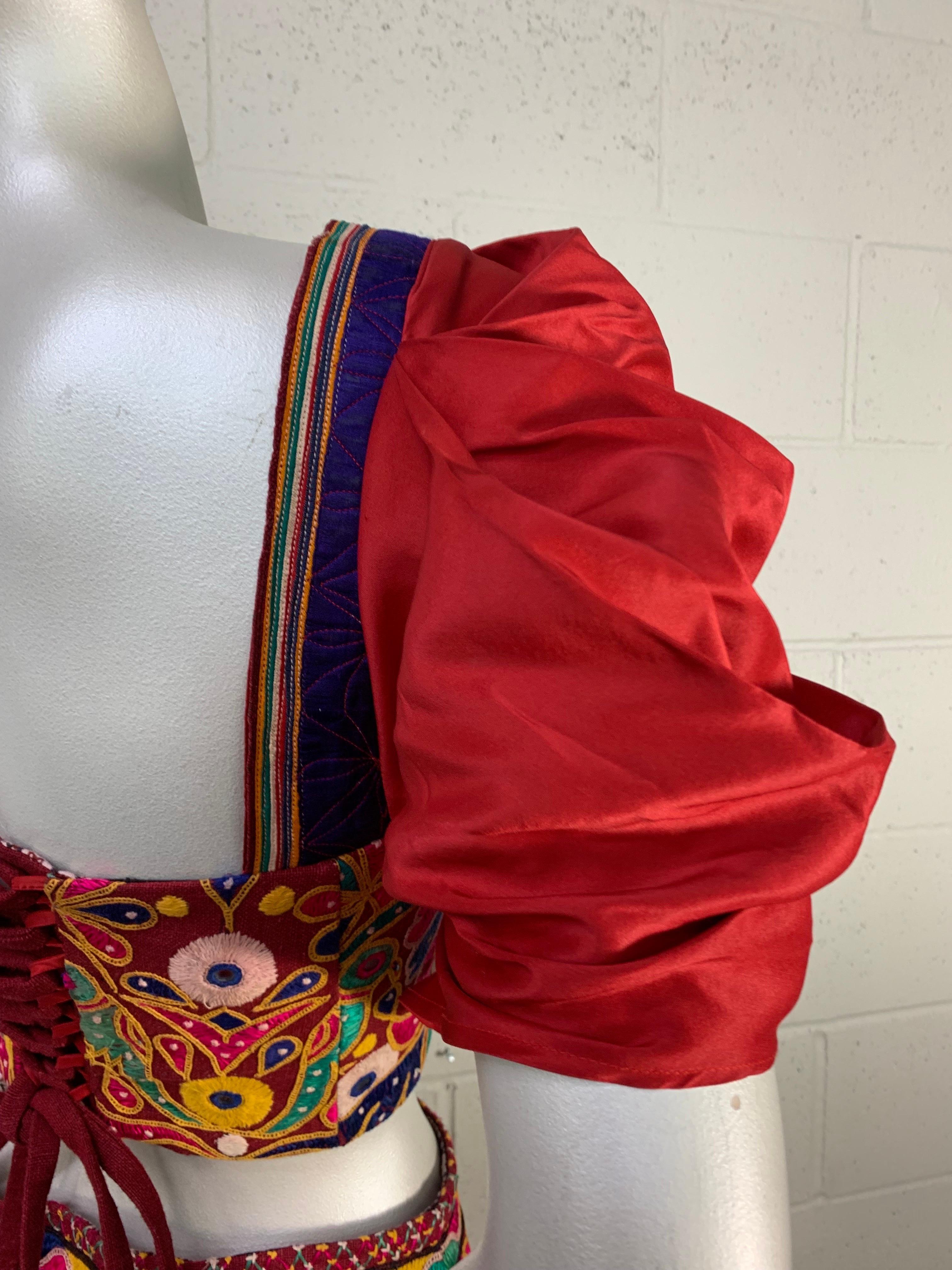 Ensemble jupe courte et chemisier de style corset en taffetas de soie Crimson de Torso Creations  en vente 9