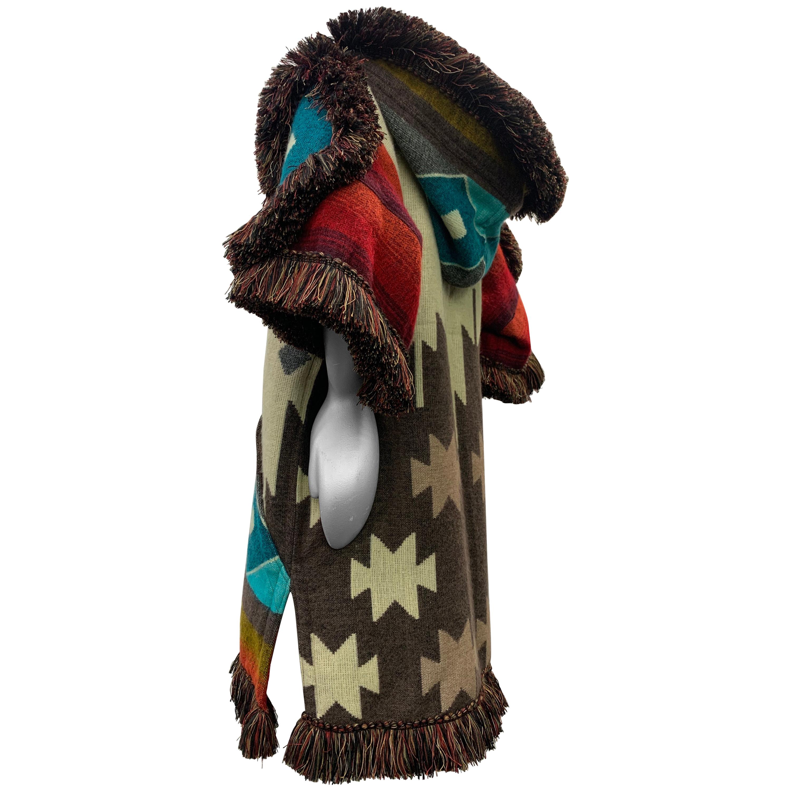 Torso Creations, couverture tissée équatorienne avec capuche à double fermeture éclair et bordure à franges en vente