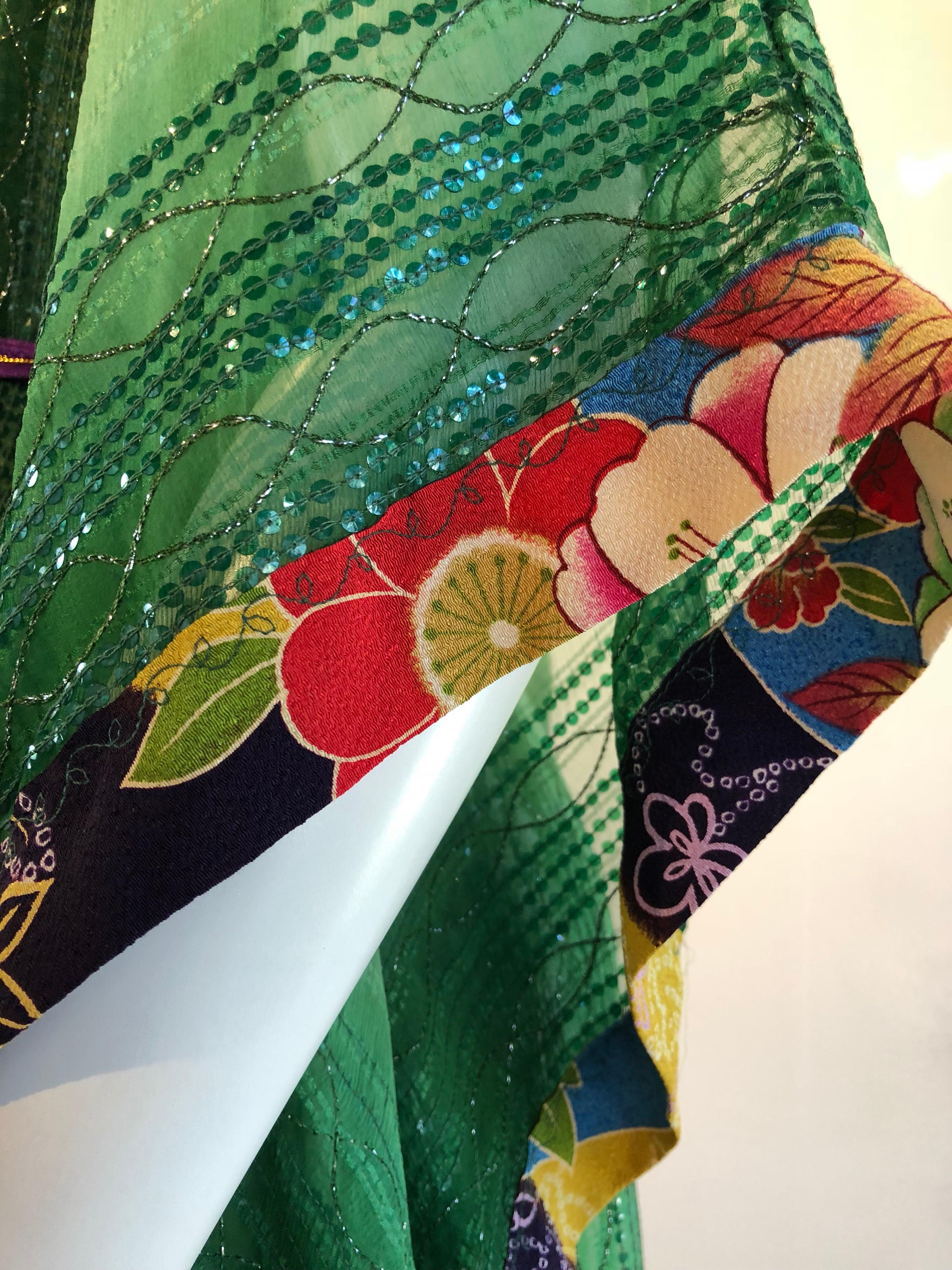 Torso Creations Green Silk Chiffon Kimono-Style Jacket W/ Sequins & Obi Trim  In Excellent Condition In Gresham, OR