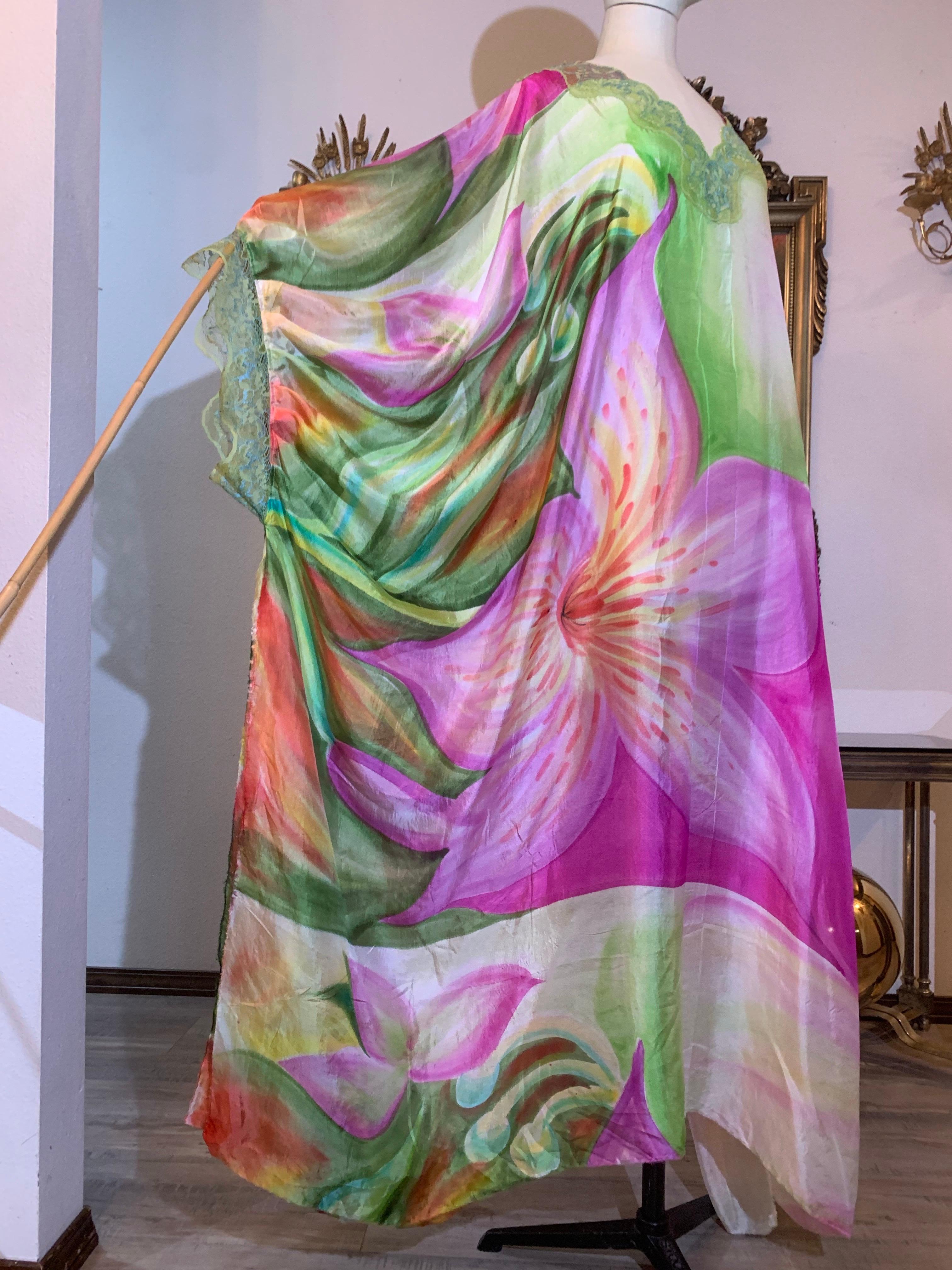 Torso Creations Hand-Painted Floral Silk Lingerie Lounging Caftan w Lace Trim In New Condition For Sale In Gresham, OR