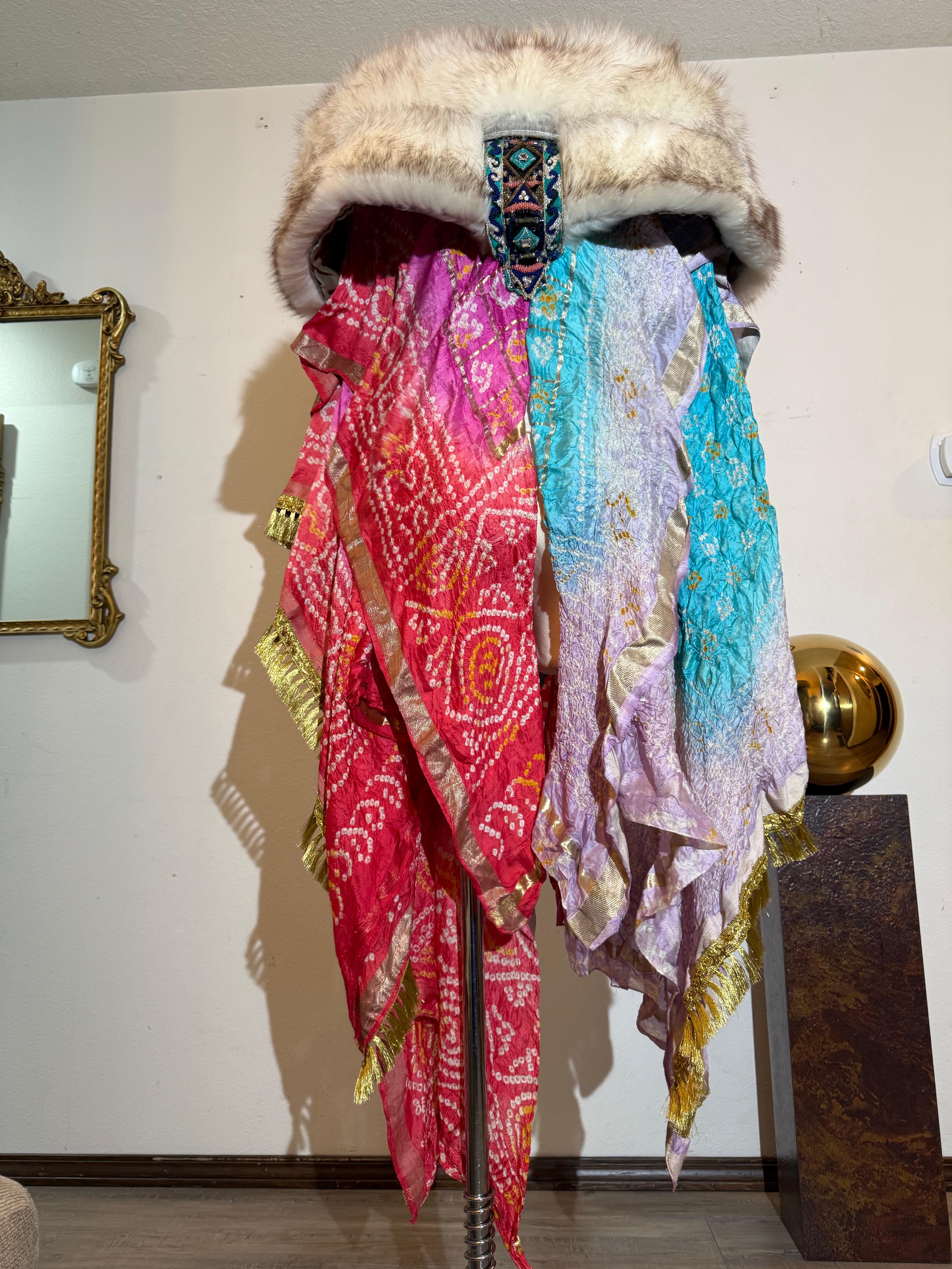 Torso Creations Indian Print Beaded Silk Patchwork Cloak w Silver Fox Collar im Angebot 11