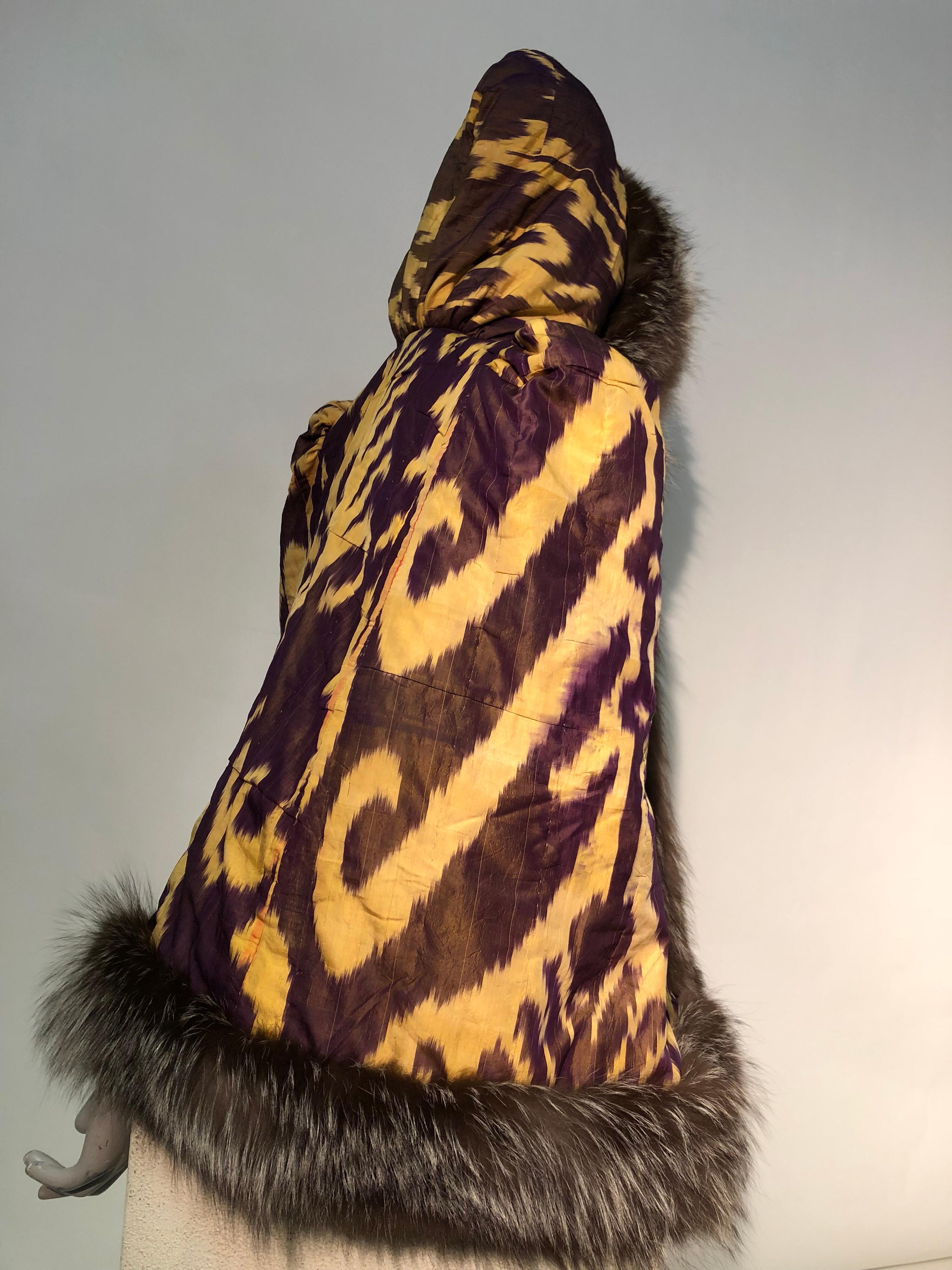 Torso Creations Silk Ikat 1930s Style Caplet W/ Hood & Fox Fur Trim  For Sale 12