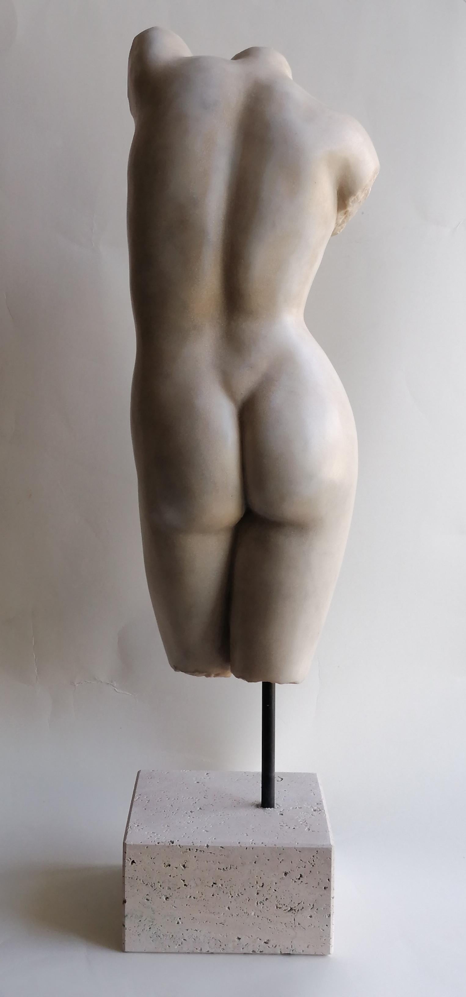 Hand-Crafted Classic female torso in white Carrara marble -made in italy