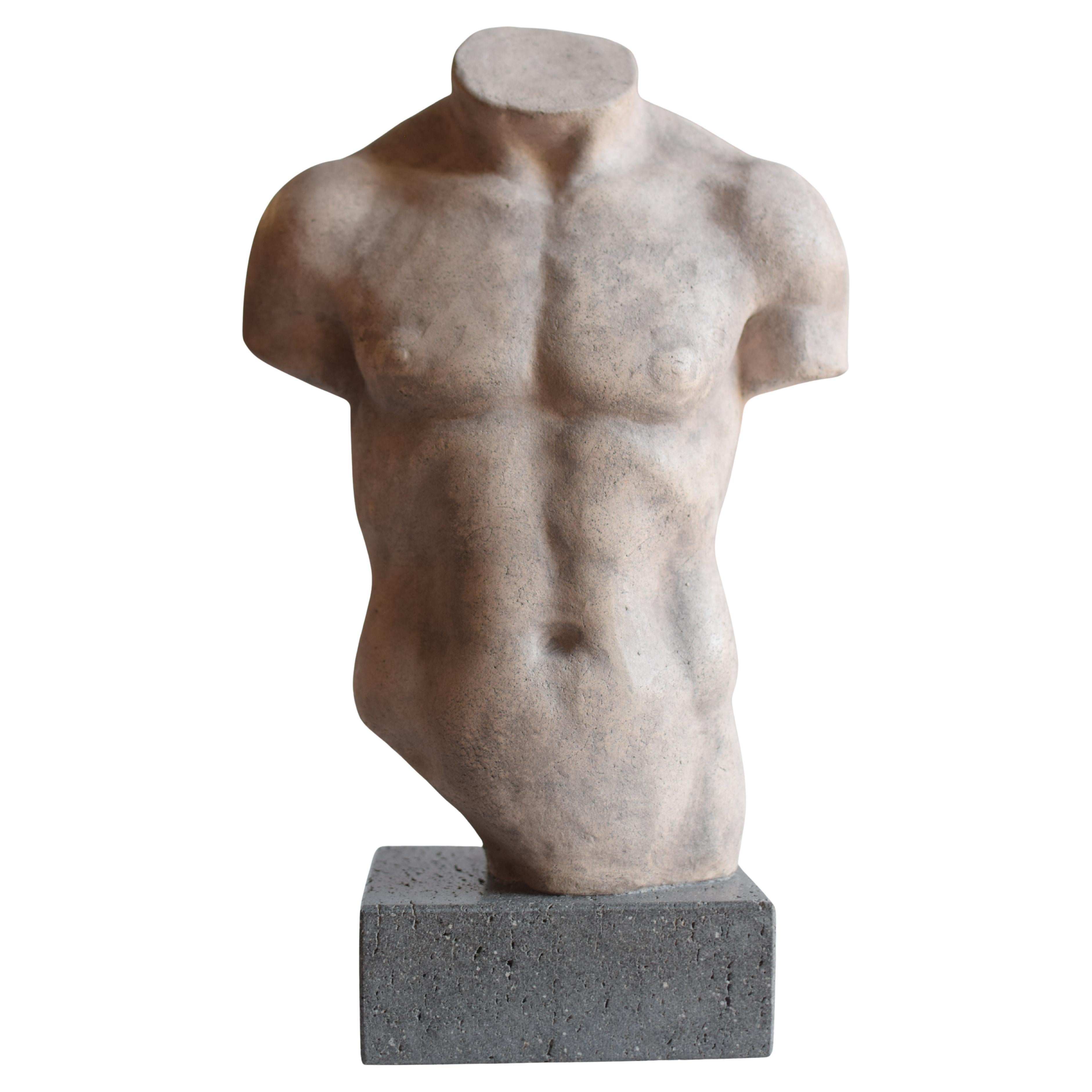 Torso maschile in ceramica chiara - Discoforo -made in Italy