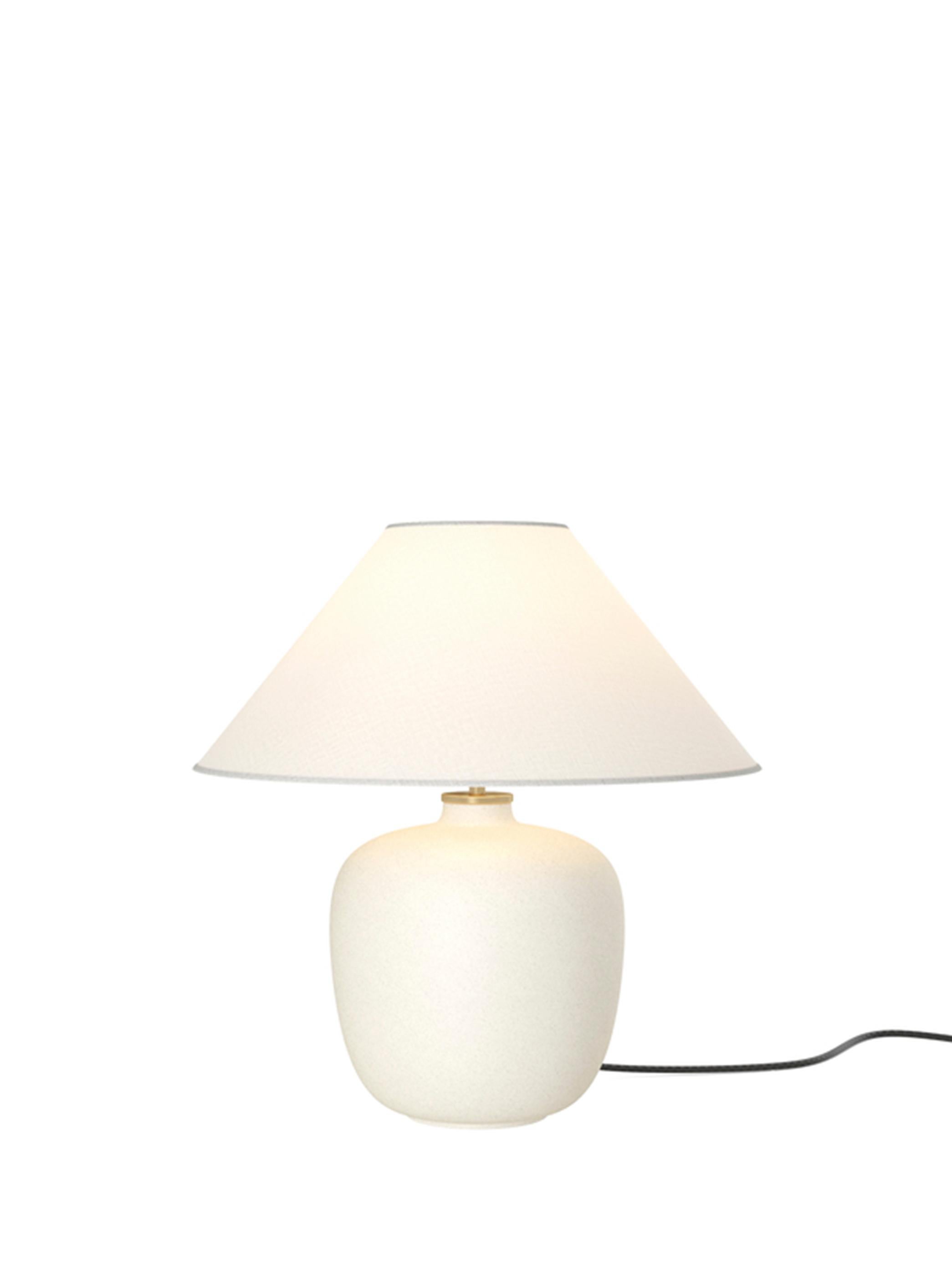 Scandinave moderne Lampe à poser Torso, Off-White, en céramique/lin par By Lassen pour Audo en vente