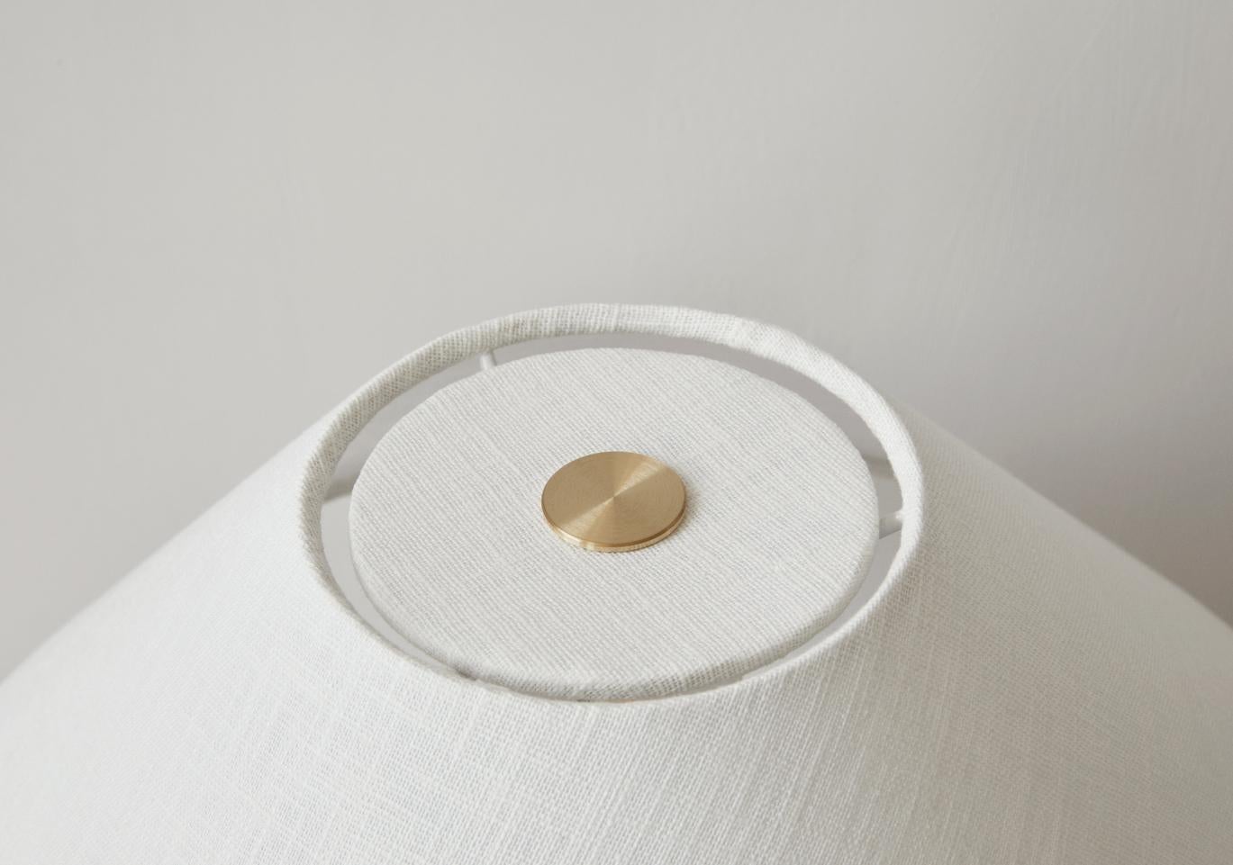 Lampe à poser Torso, Off-White, en céramique/lin par By Lassen pour Audo en vente 2