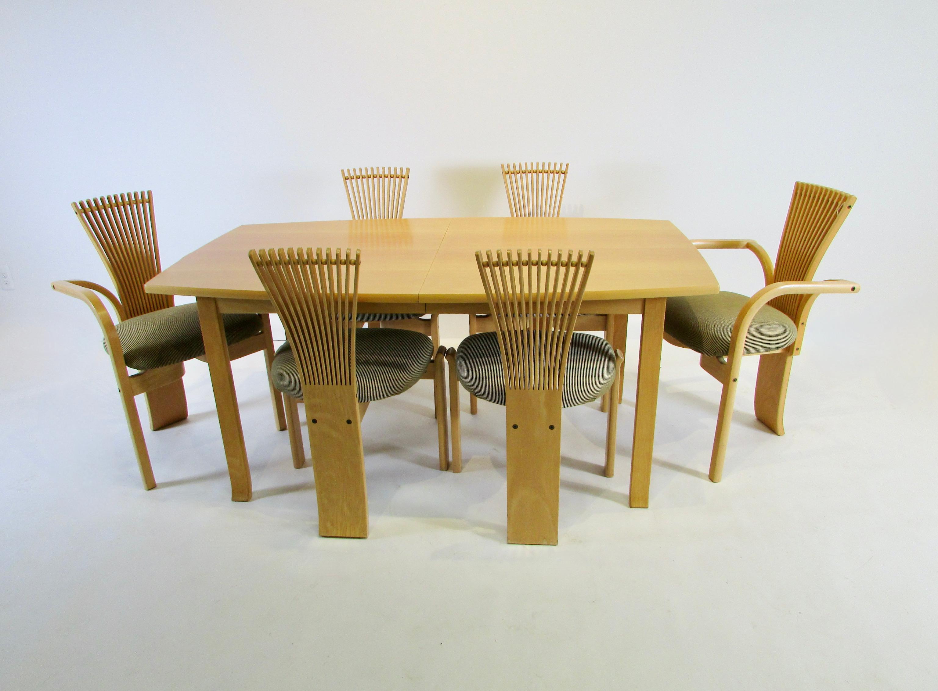 Norwegian Torstein Nilson for Westnofa Totem Dining Table with Six Chairs For Sale