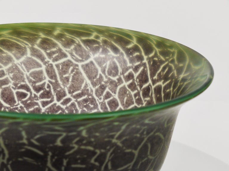 Late 20th Century Tortoise Art Glass Bowl by Ulrica Hydman Vallien, Kosta Boda, Sweden, 1980s For Sale