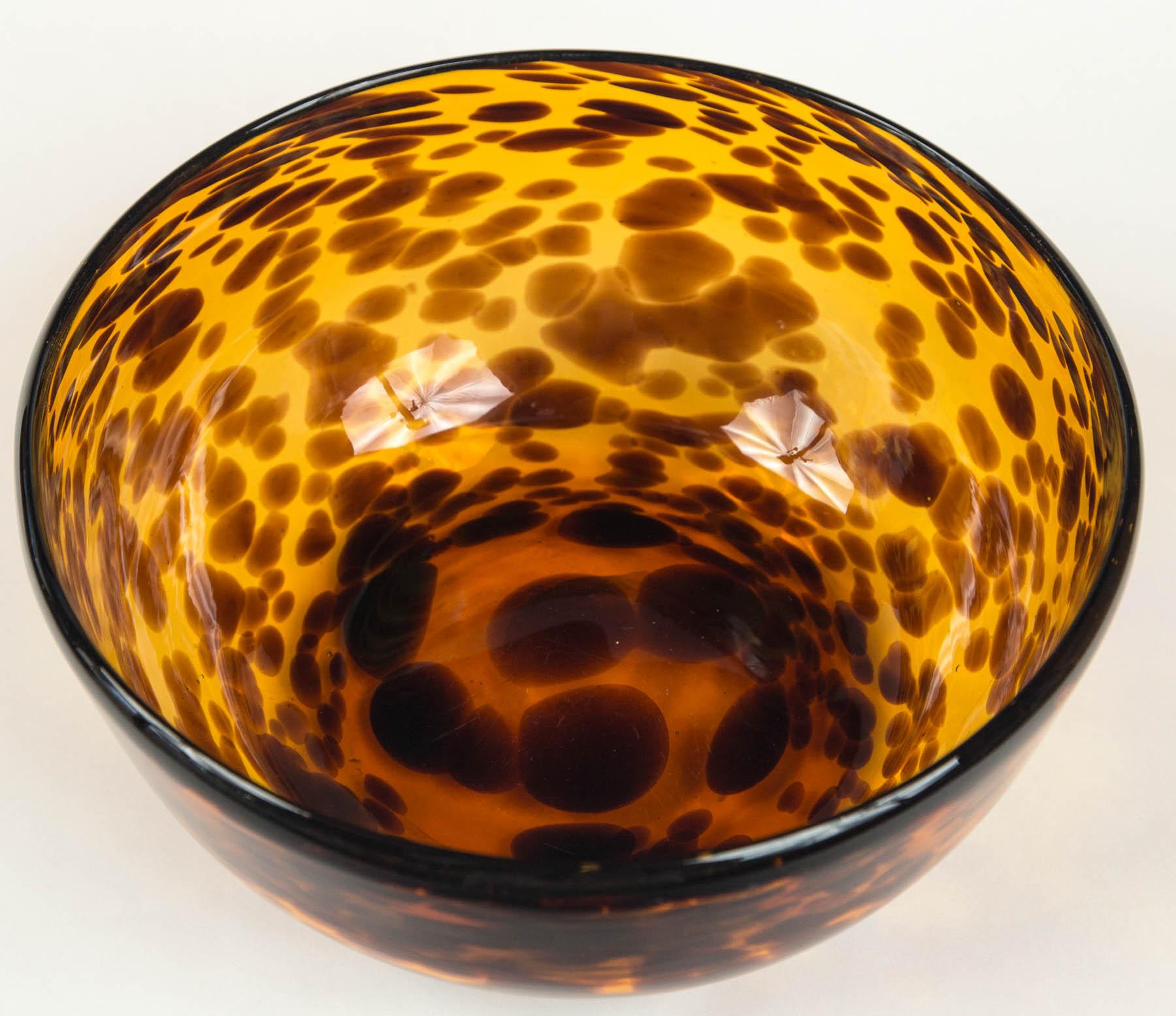 English Tortoise Shell Art Glass Bowl, circa 1900, England