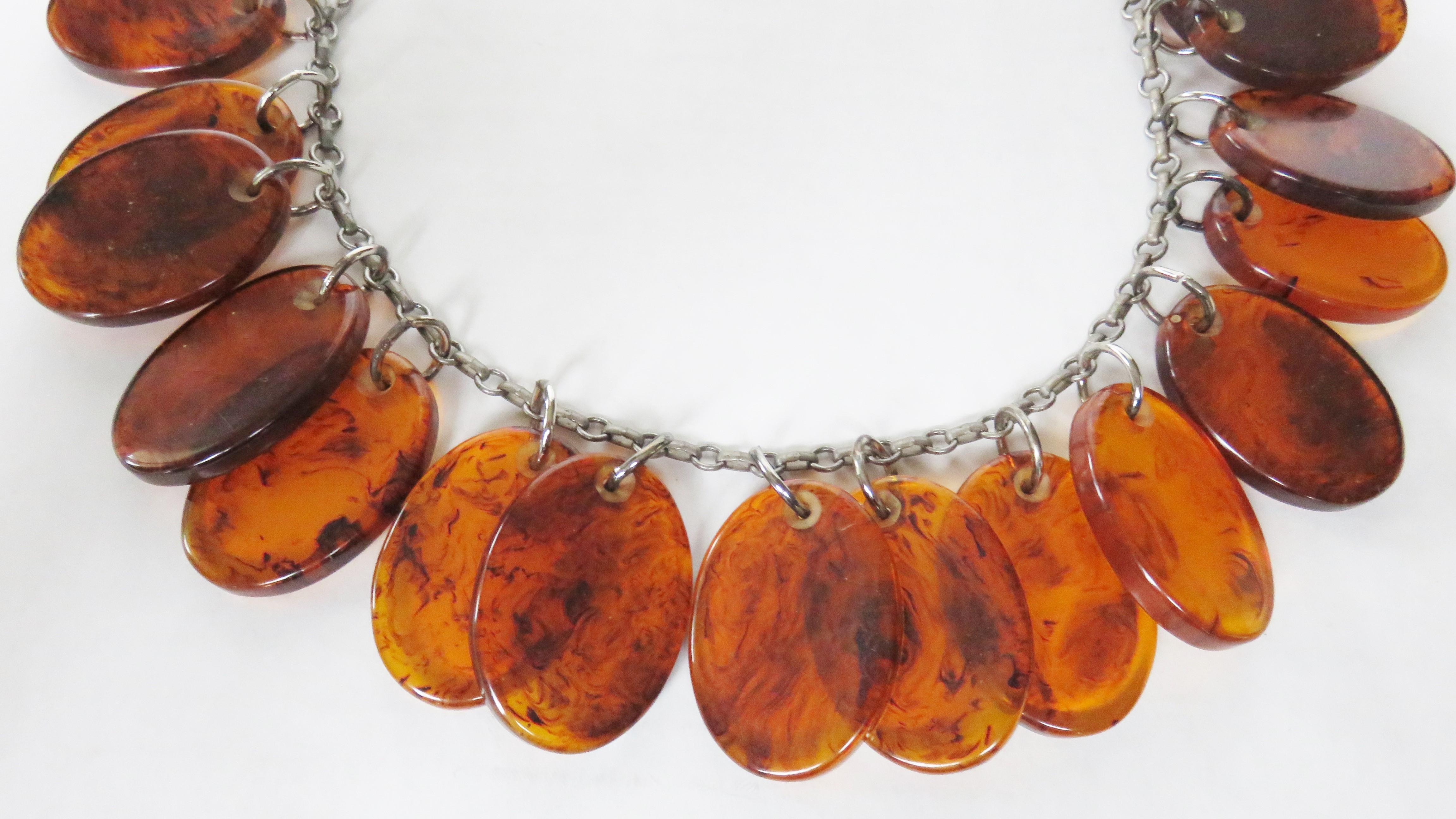 Tortoise Shell Bakelite Disc Necklace 1940s In Good Condition For Sale In Water Mill, NY
