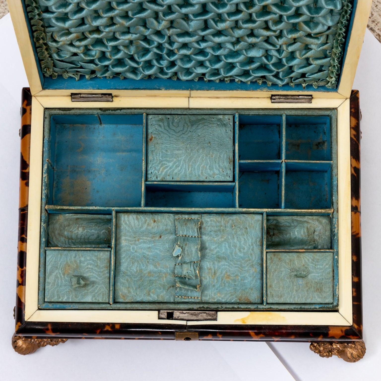 Tortoise Silk Lined 19th Century English Sewing Box with Brass Feet For Sale 2