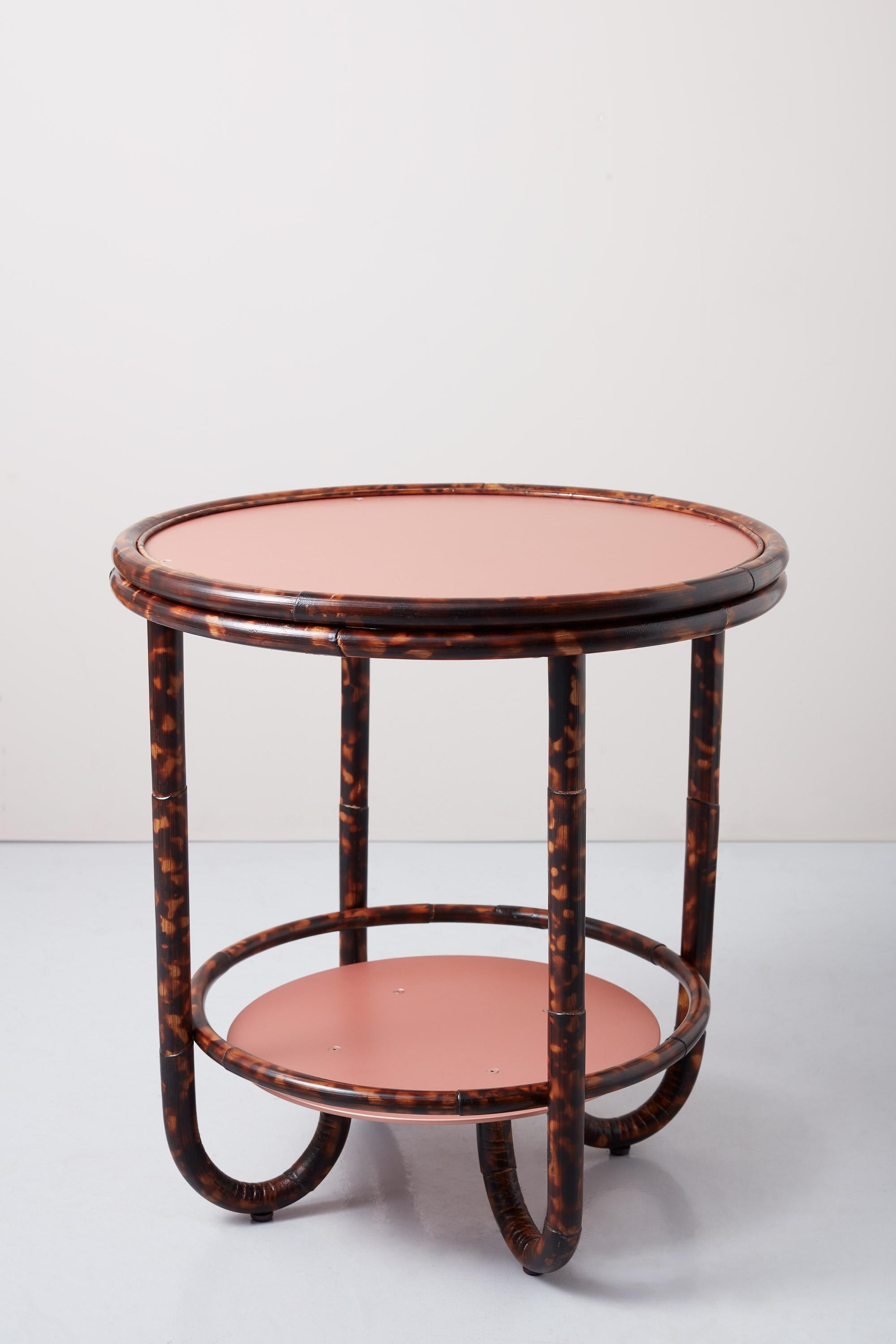Tortoise Torched Rattan and Salmon-Colored Anodised Aluminium Cocktail Table In New Condition For Sale In London, GB