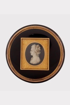 Schnupftabakdose aus Schildpatt und Gold mit Miniatur, Paris 1820.