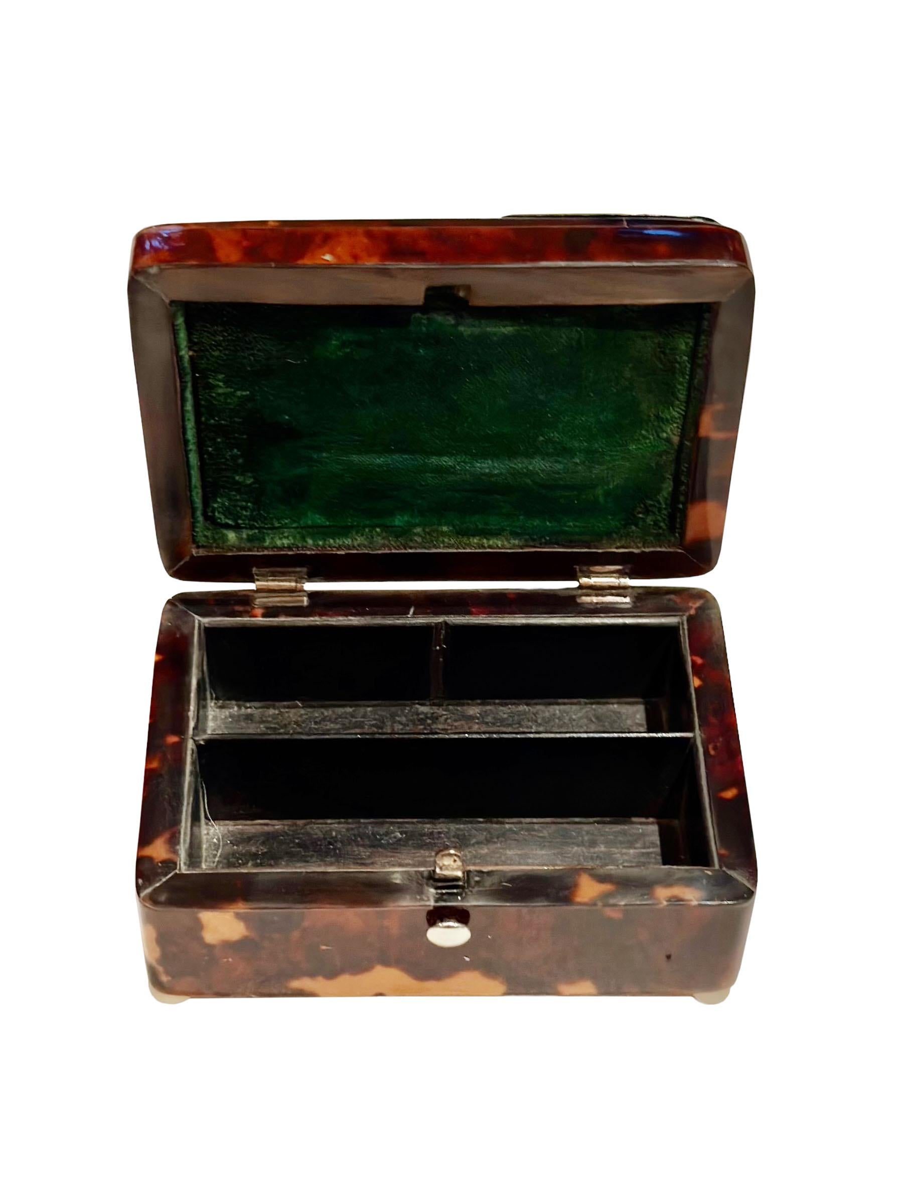 Tortoiseshell and Silver Box In Good Condition For Sale In Tampa, FL