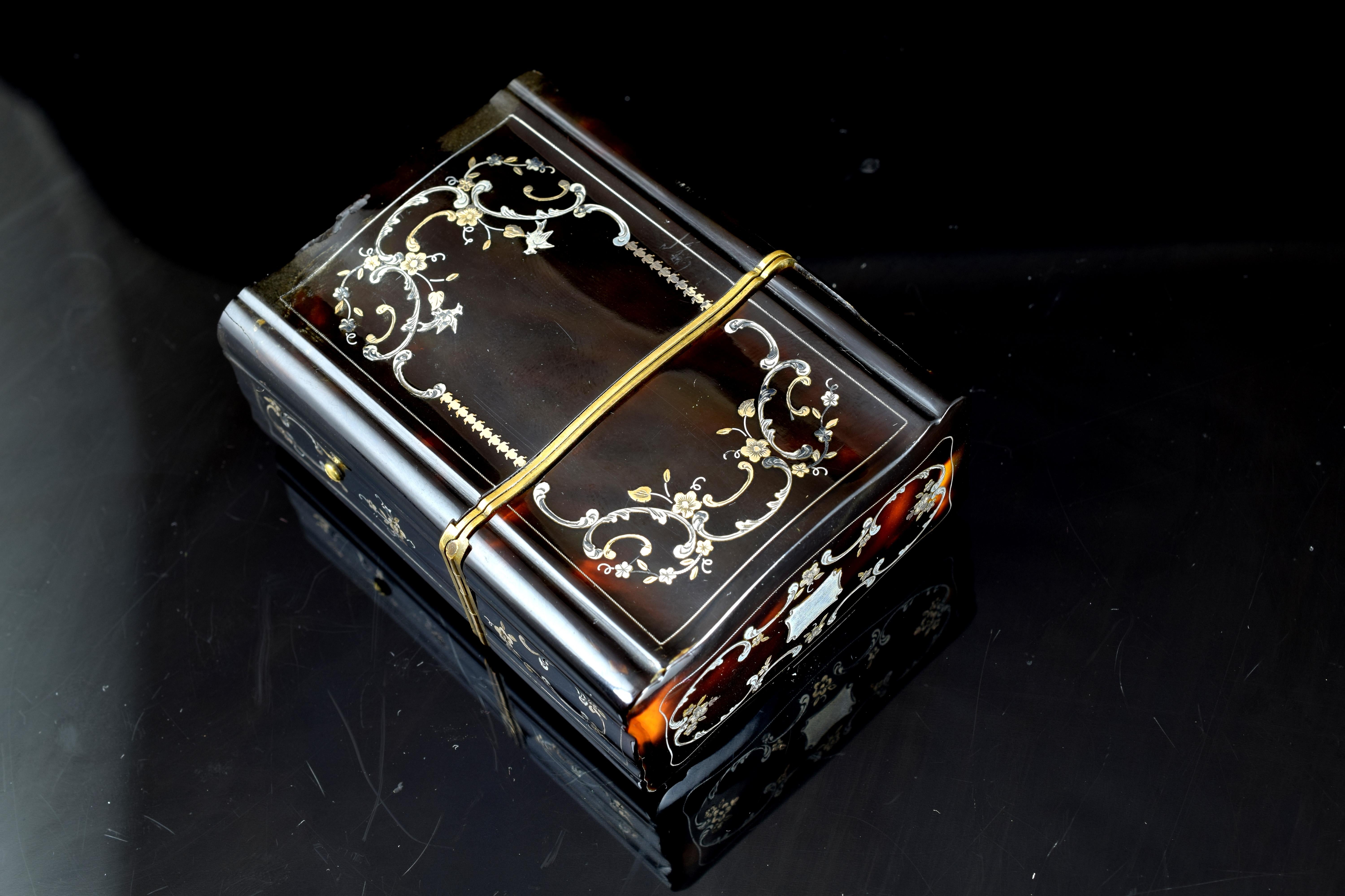 Case with Utensils, 19th Century In Good Condition For Sale In Madrid, ES