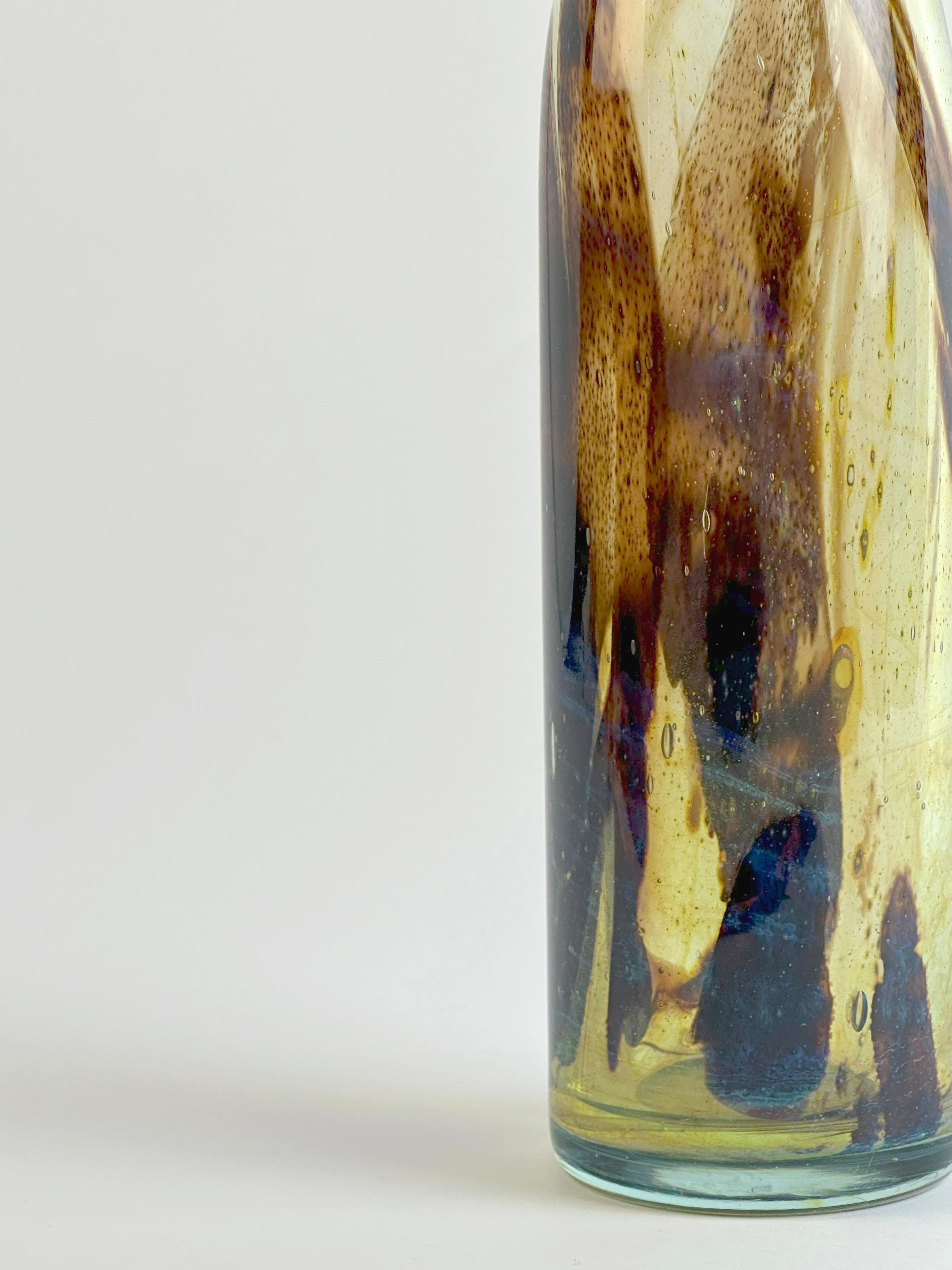Vetro artistico Vaso a bottiglia alto in vetro tartarugato di Mdina C.I.C. 1970 Malta in vendita