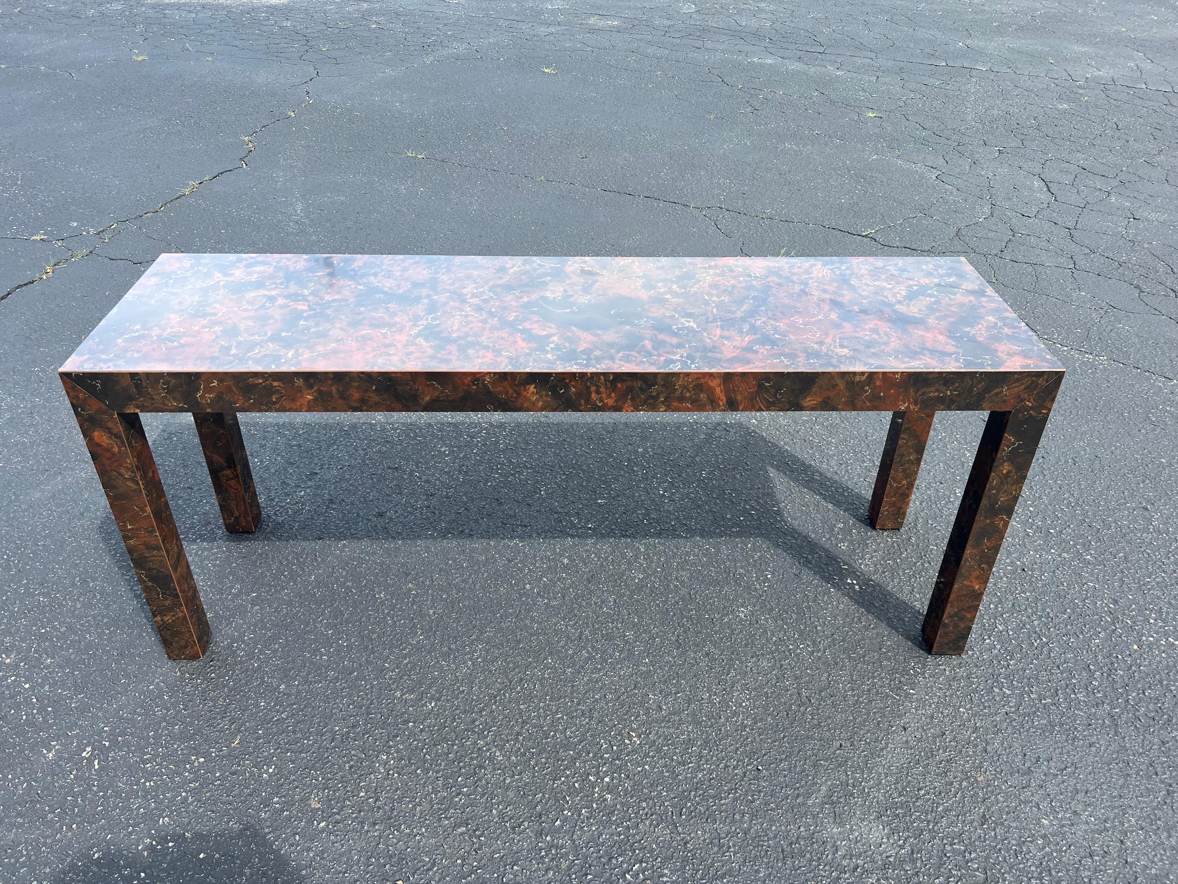 Tortoiseshell Laminate Parsons Sofa Table  In Excellent Condition For Sale In Redding, CT