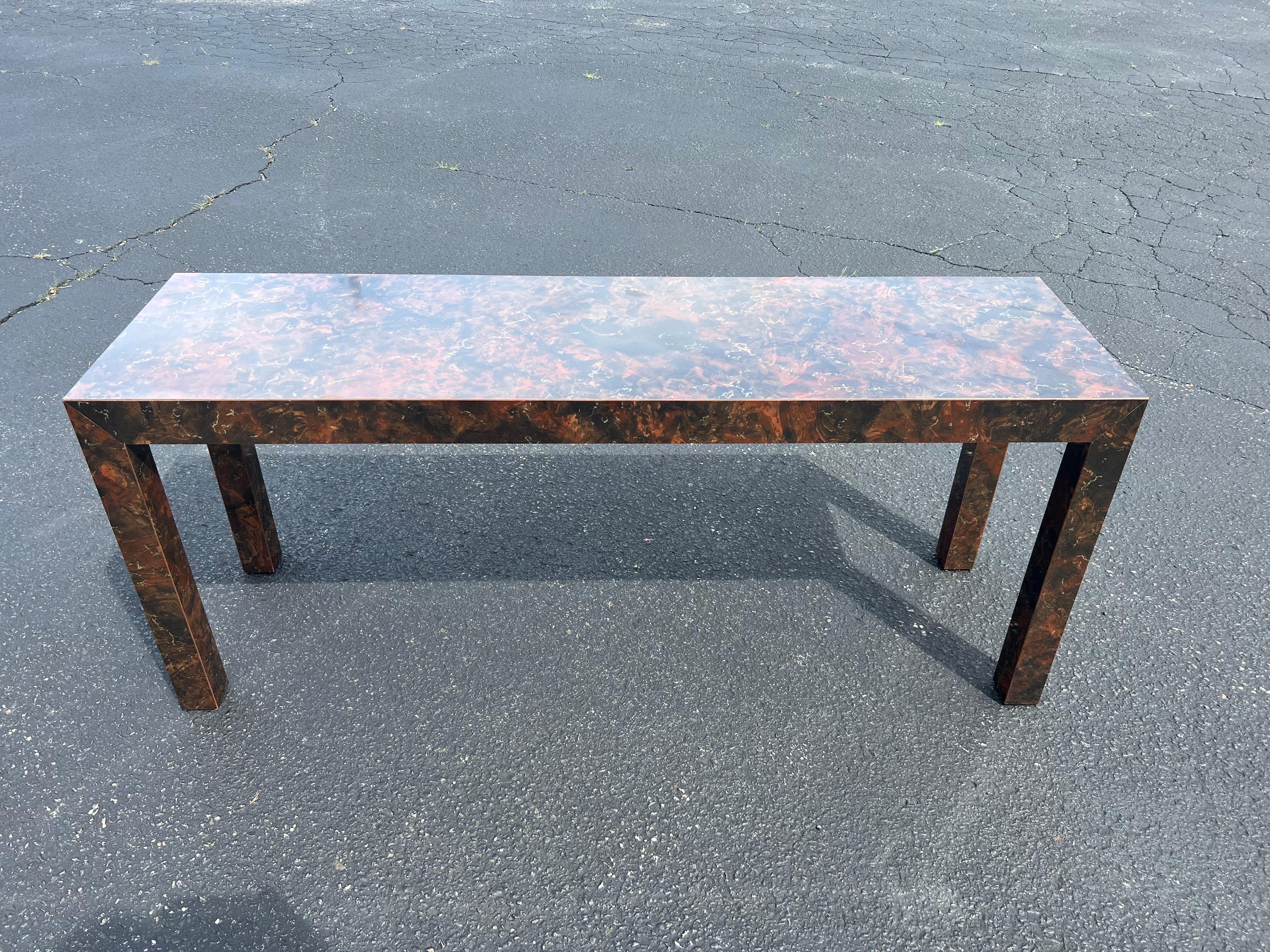 Tortoiseshell Laminate Parsons Sofa Table In Excellent Condition For Sale In Redding, CT