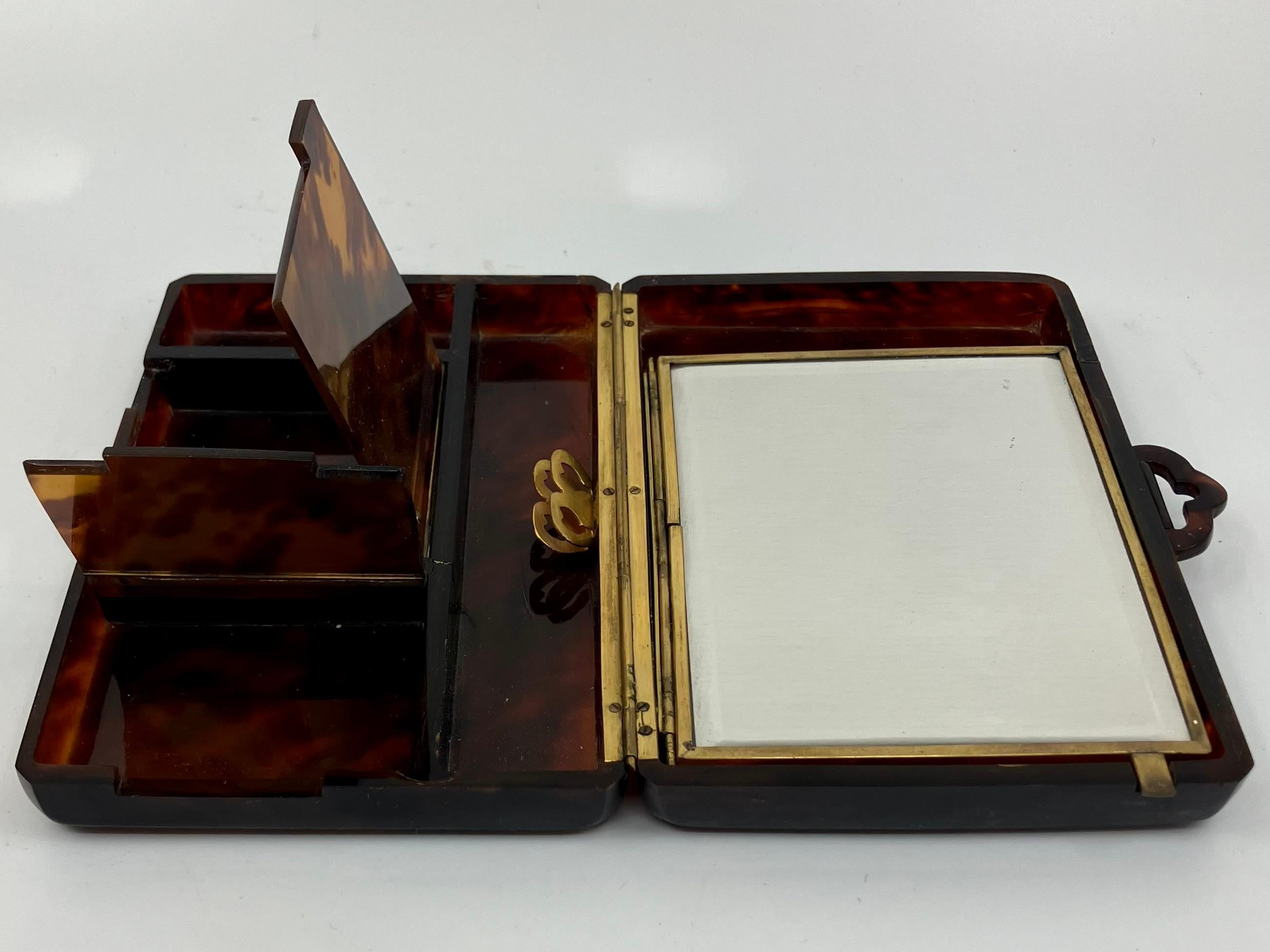 Caja Minaudiere de carey en Bueno estado para la venta en New York, NY