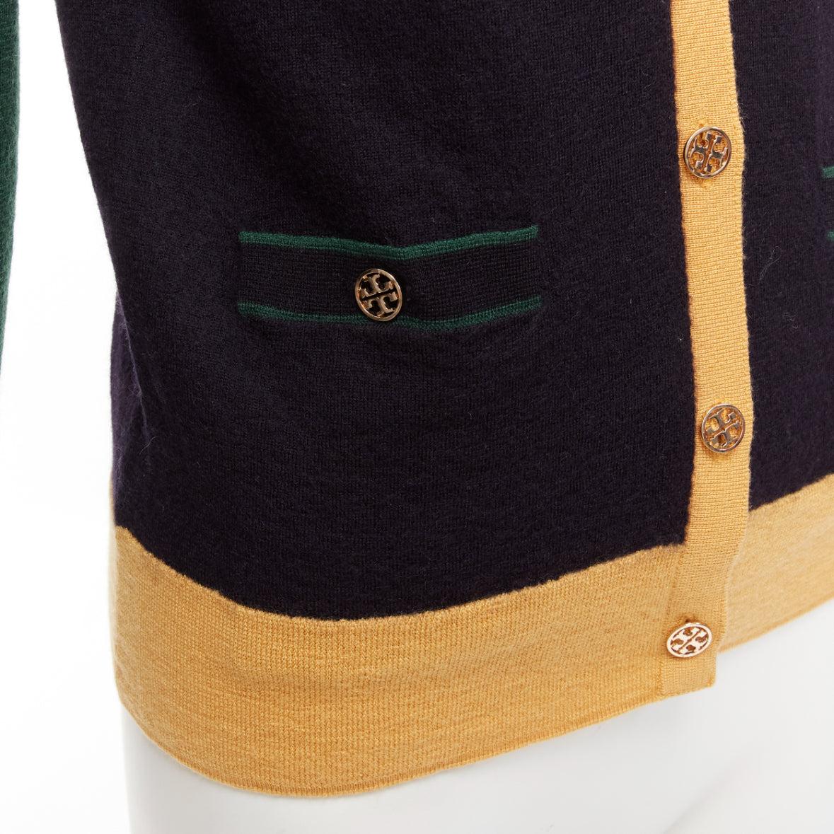 TORY BURCH 100% Merinowolle Colorblocked Logo Button Strickjacke Pullover M
Referenz: KYCG/A00016
Marke: Tory Burch
MATERIAL: Merinowolle
Farbe: Schwarz, Grün
Muster: Solide
Verschluss: Knopf
Zusätzliche Details: Logo-Knöpfe.
Hergestellt in: