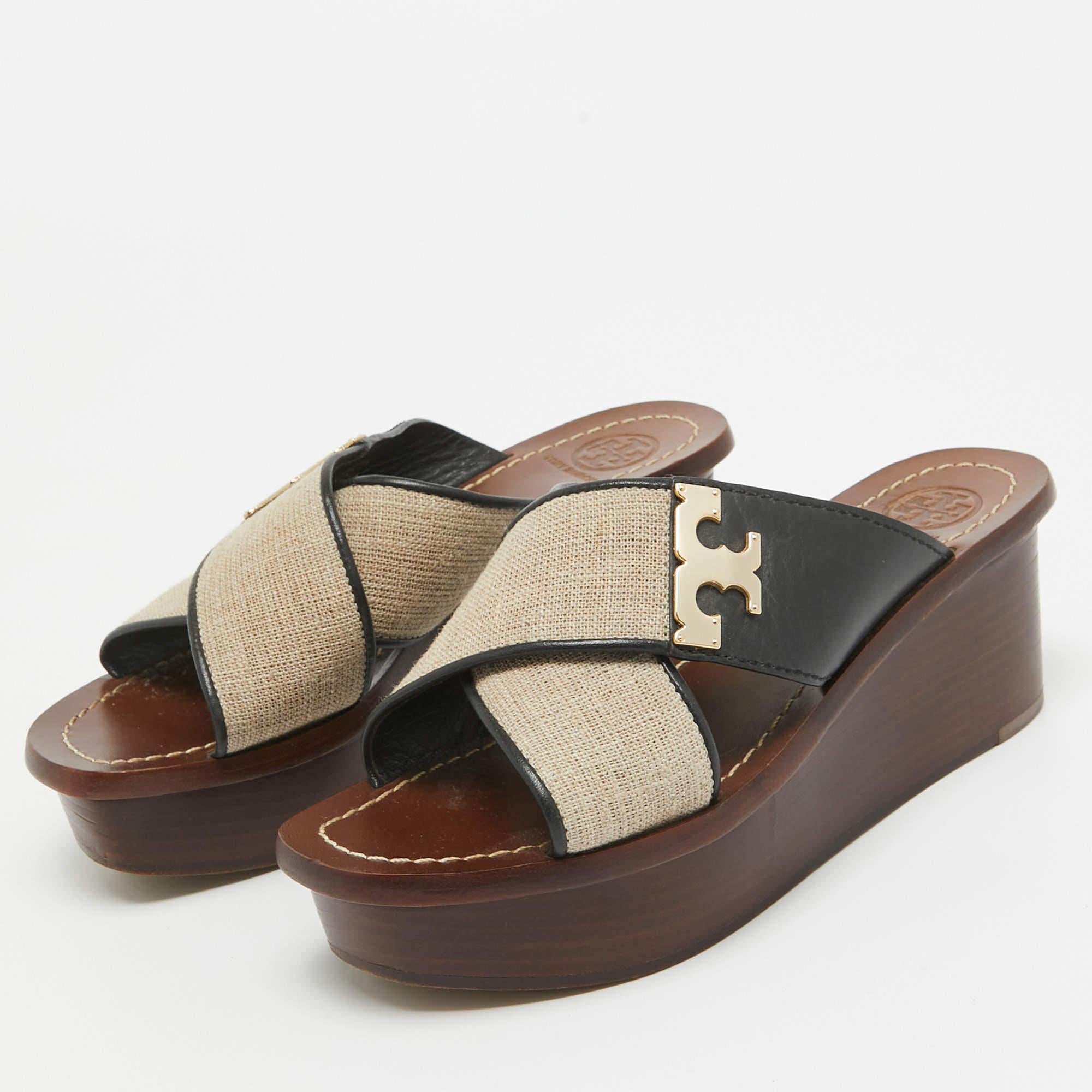 Diese Sandalen umrahmen Ihre Füße auf elegante Weise. Sie sind aus hochwertigen MATERIALEN gefertigt und zeichnen sich durch eine edle Optik, bequeme Innensohlen und haltbare Absätze aus. 