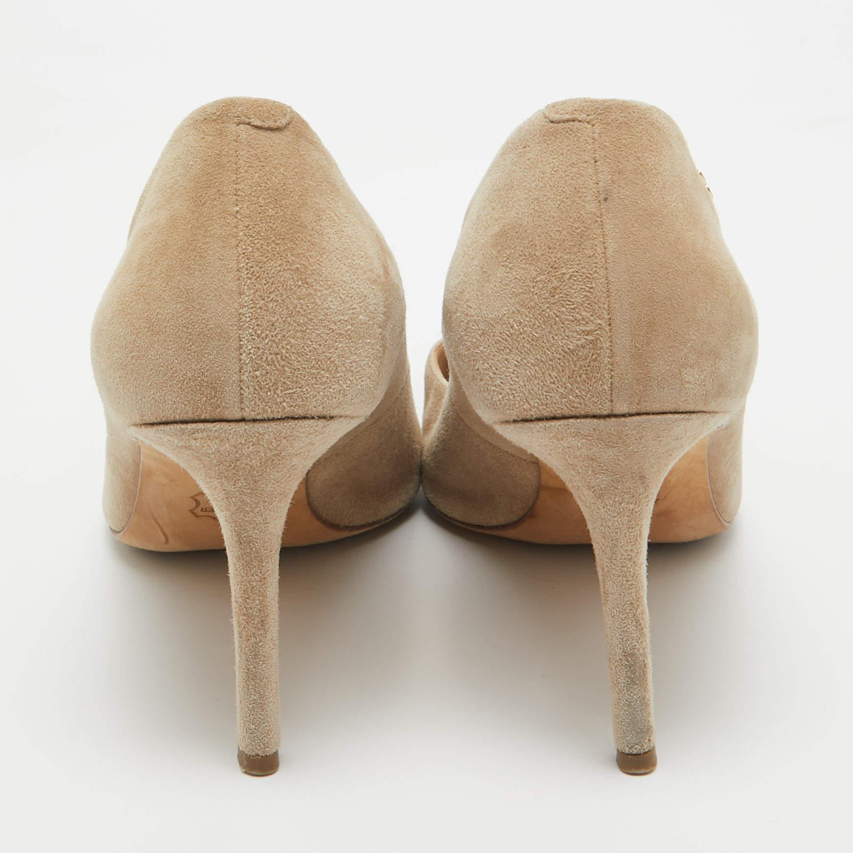Tory Burch Beige Suede Elizabeth Pumps Size 39.5 For Sale 1