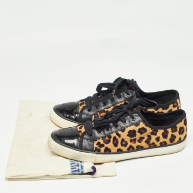 Tory Burch - Sneakers basse in pelle e pelo di vitello con stampa animale nera - misura 40,5 in vendita 3