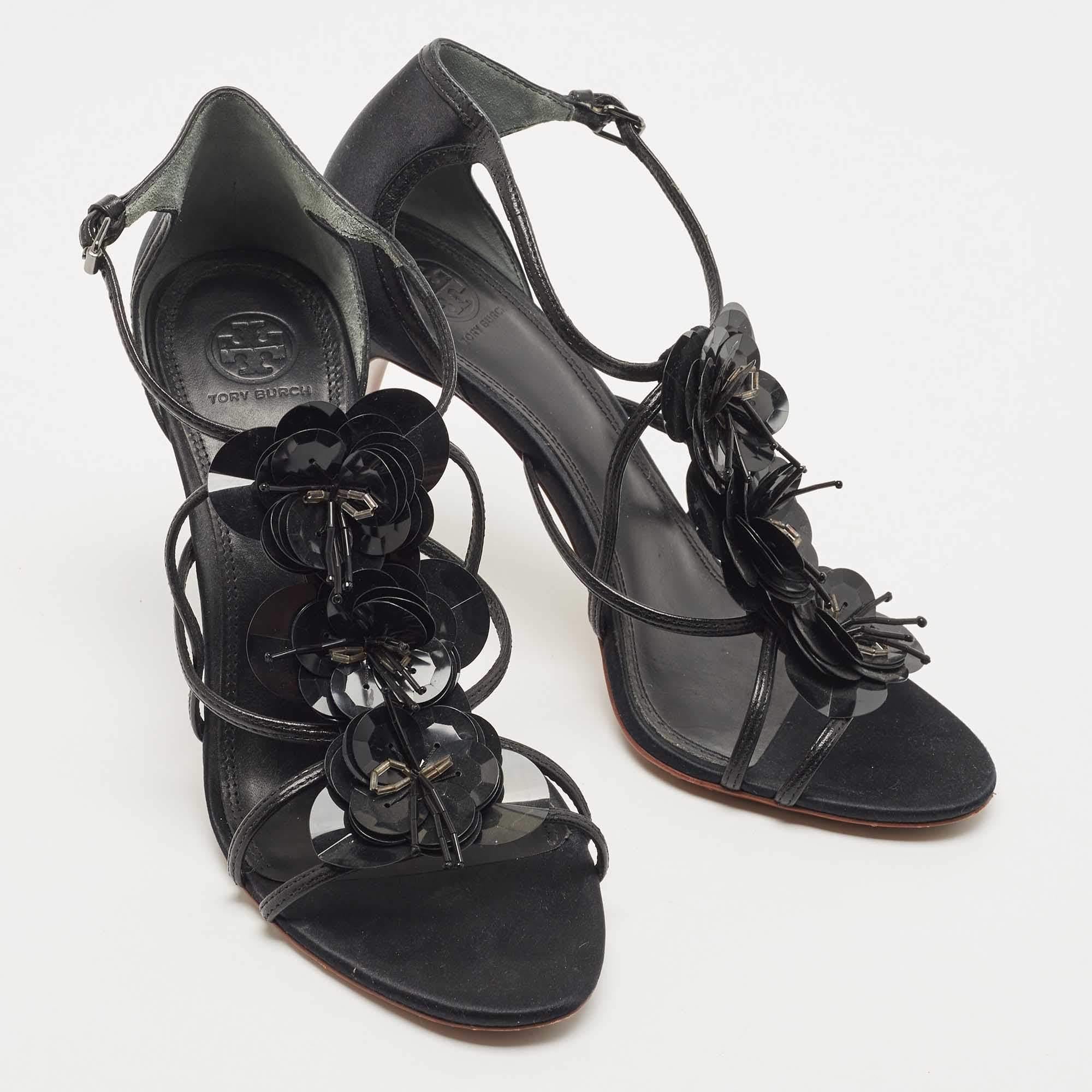Women's Tory Burch Black Leather Blossom Floral Embellished Sandals Size 38 For Sale