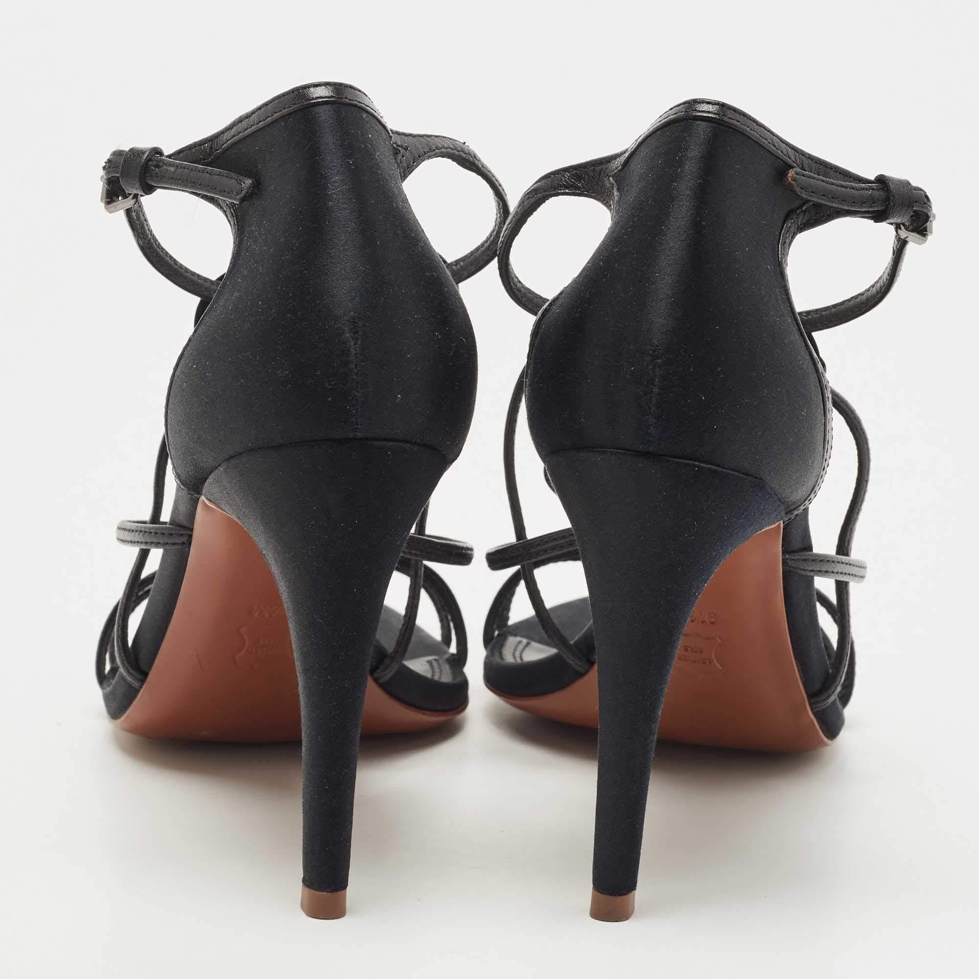 Tory Burch Black Leather Blossom Floral Embellished Sandals Size 38 For Sale 1