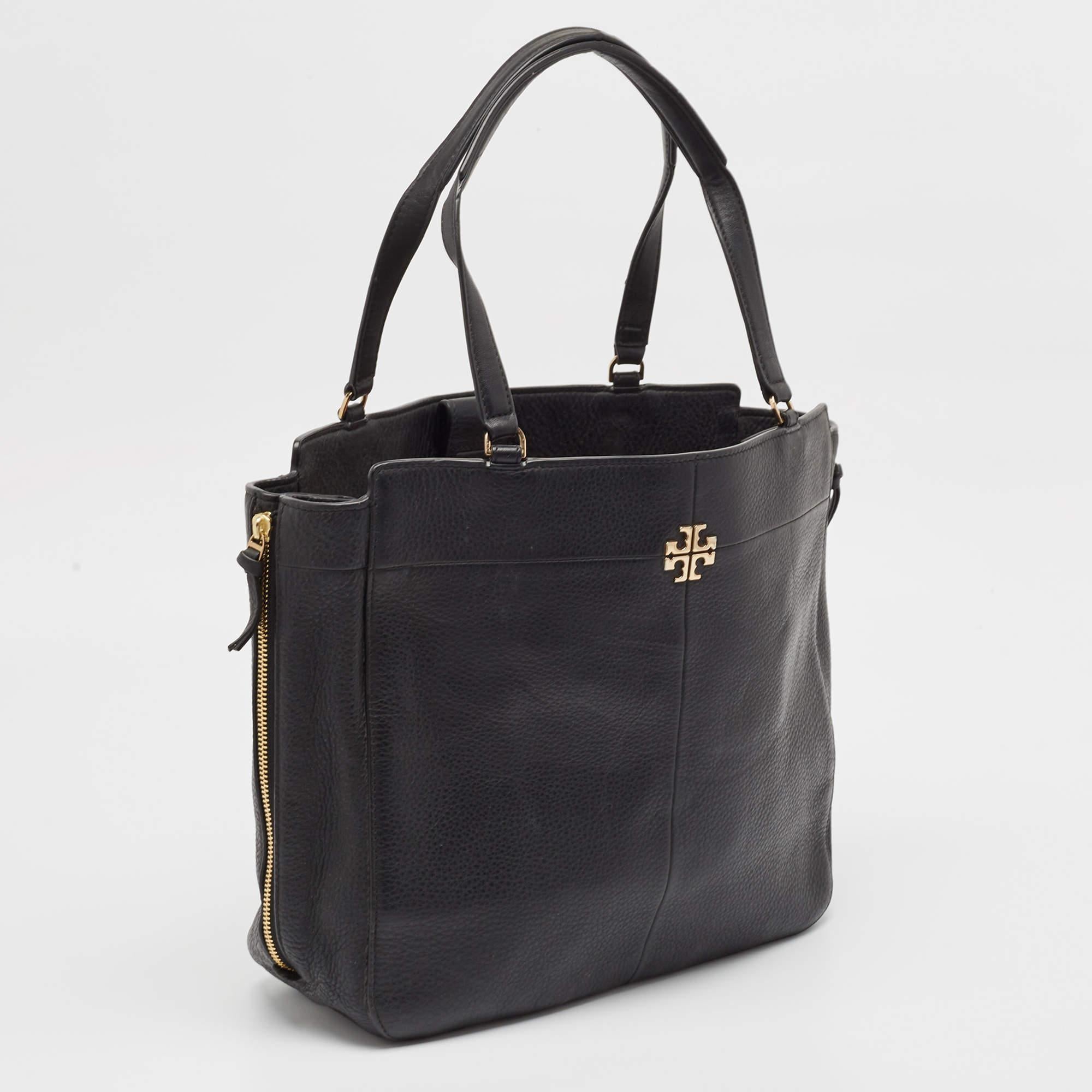 Tory Burch Black Leather Ivy Side Zip Tote In Good Condition For Sale In Dubai, Al Qouz 2