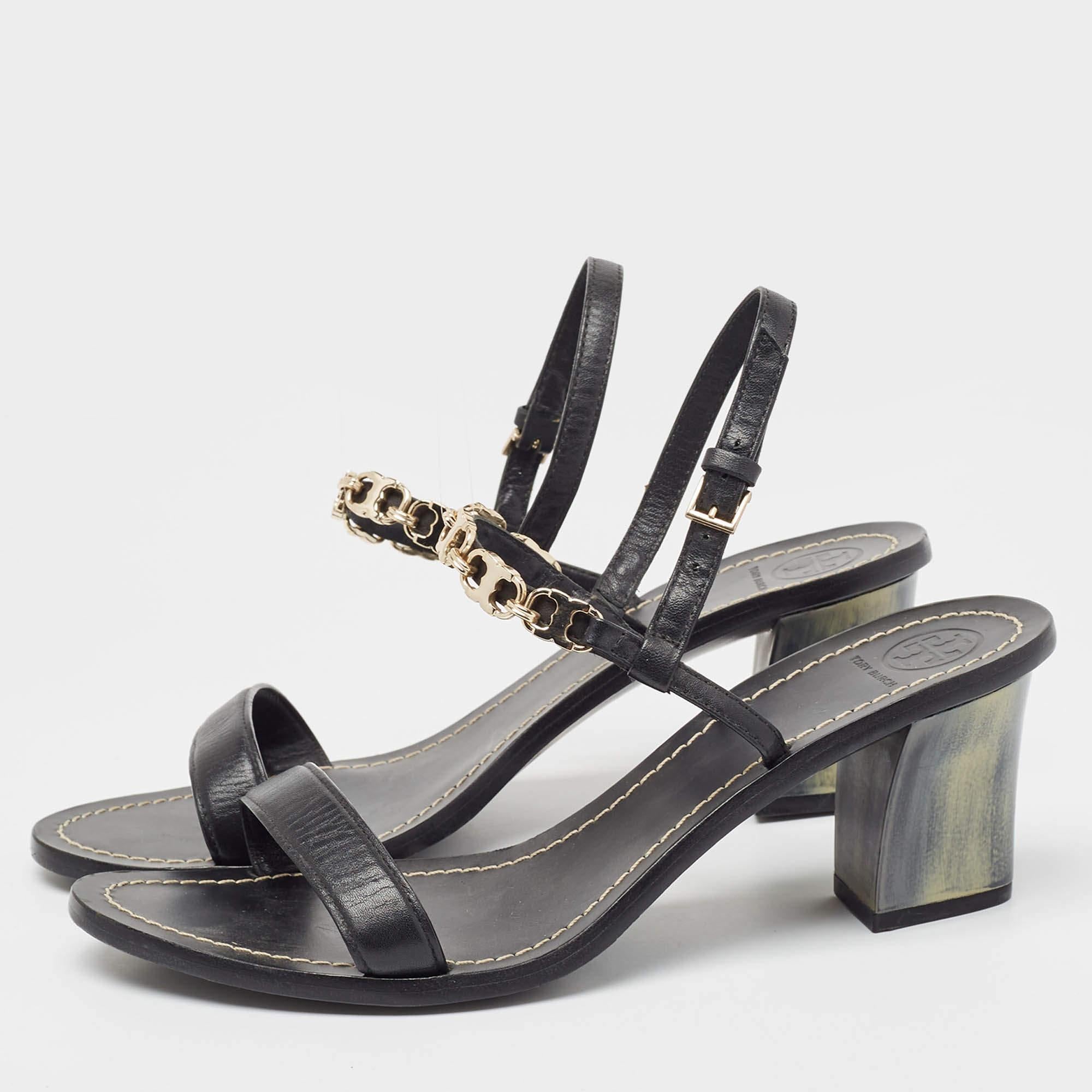 Descubre la elegancia del calzado con estas sandalias de diseño. Meticulosamente diseñados, estos tacones combinan moda y comodidad para que brilles en cualquier situación.