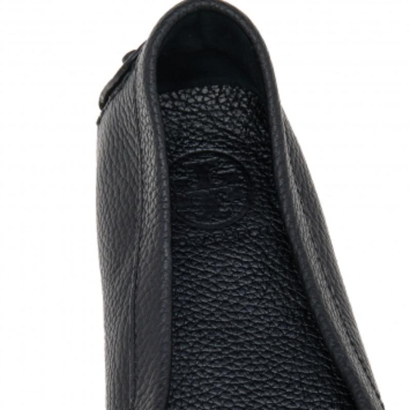 Nero Tory Burch Mocassini in pelle nera taglia 38 in vendita