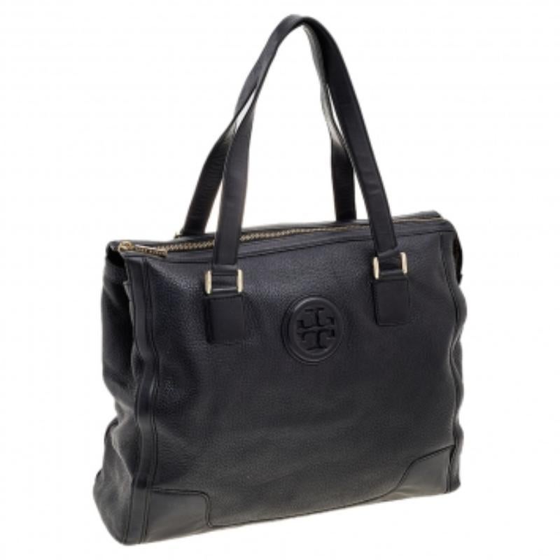 Tory Burch Tote Robinson con zip superiore in pelle nera in vendita 5