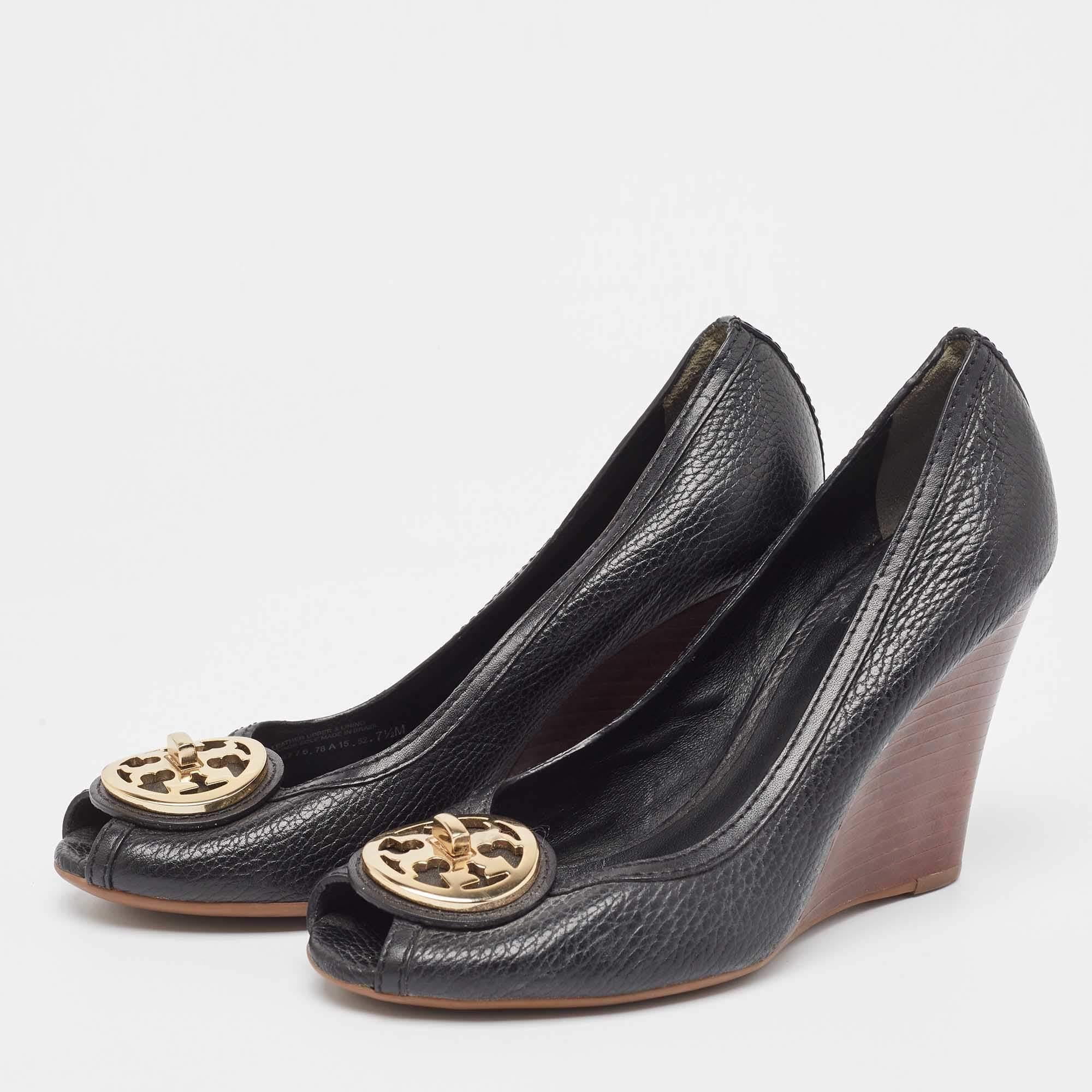 Exhibit an elegant style with this pair of pumps. These branded shoes for women are crafted from quality materials. They are set on durable soles and sleek heels.